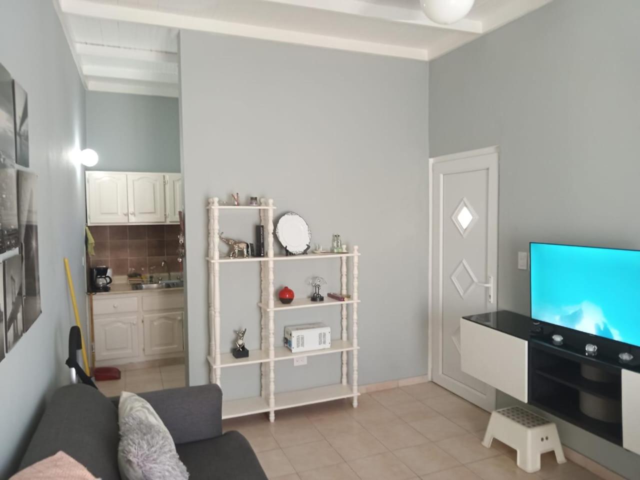 Apartamento completo con piscina en condominio cerca de Playa Alicia Sosua