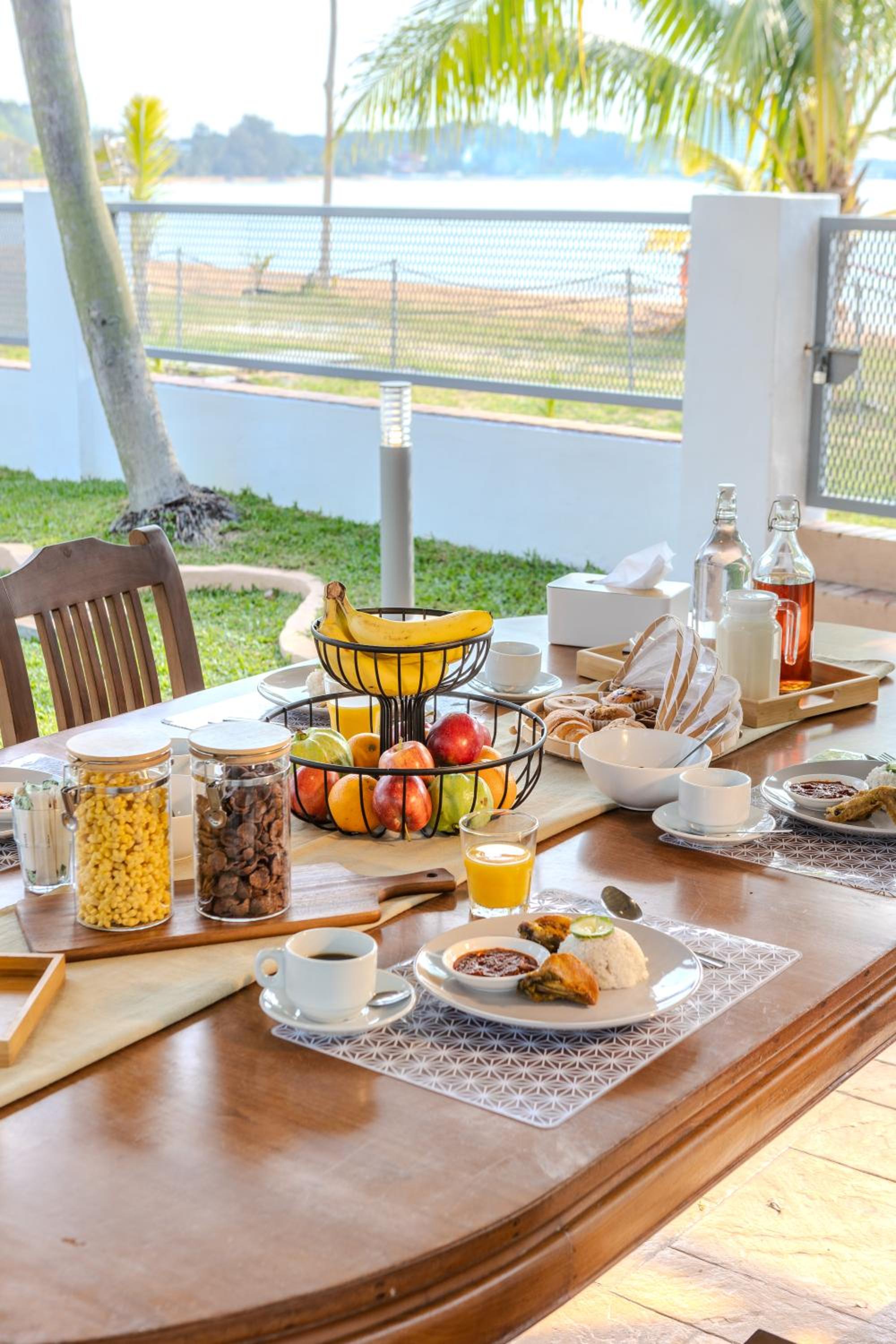 Suntai Villa, Beachfront Suites photo 6