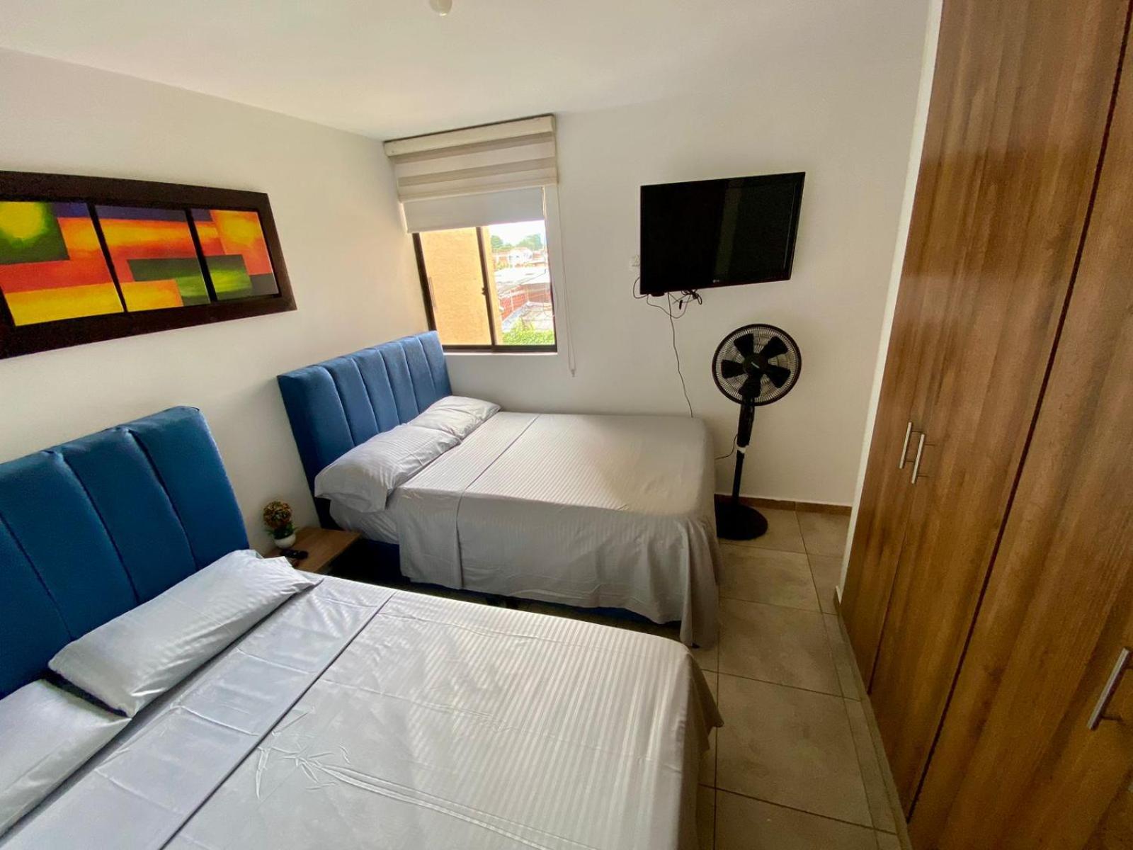 Apartamento Familiar con Piscina y Jacuzzi, Cerca al Parque del Café - Reserva de la Colina