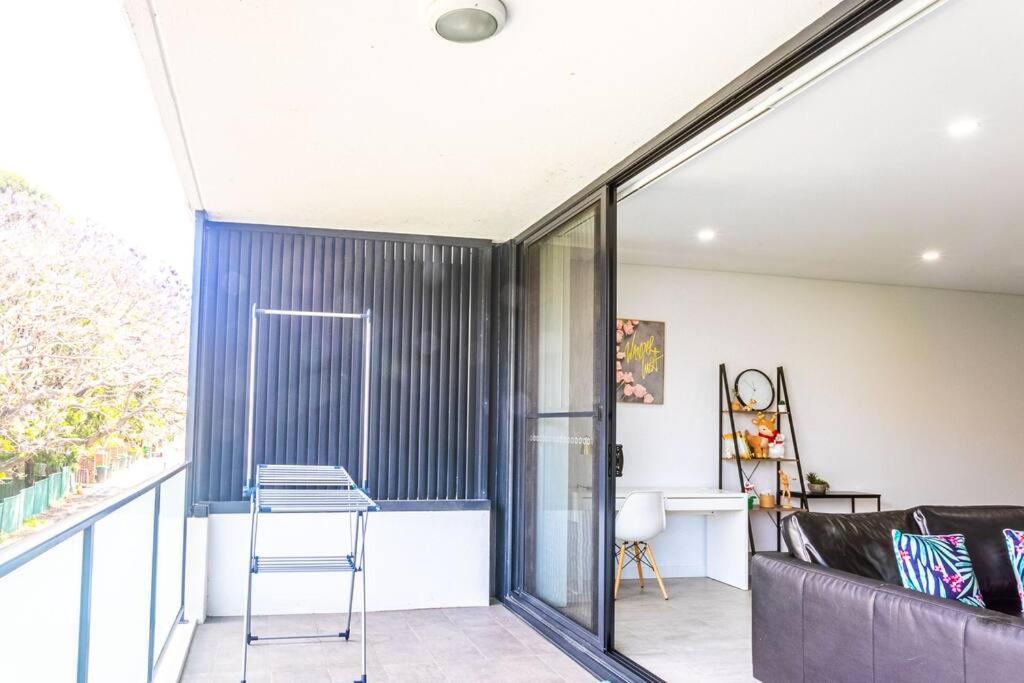 2Bd 2Bth Lux Apartmt Hurstville