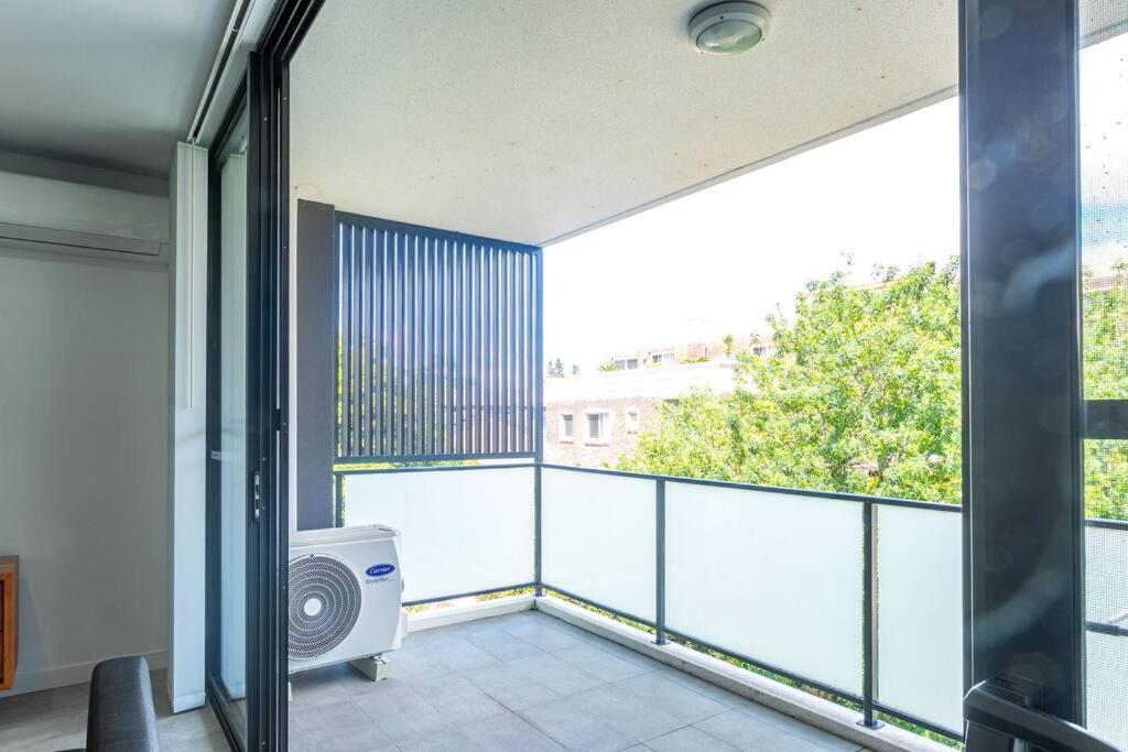 2Bd 2Bth Lux Apartmt Hurstville