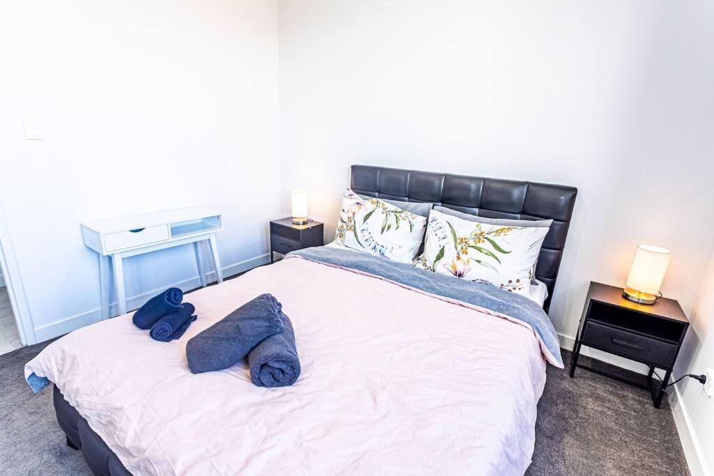 2Bd 2Bth Lux Apartmt Hurstville