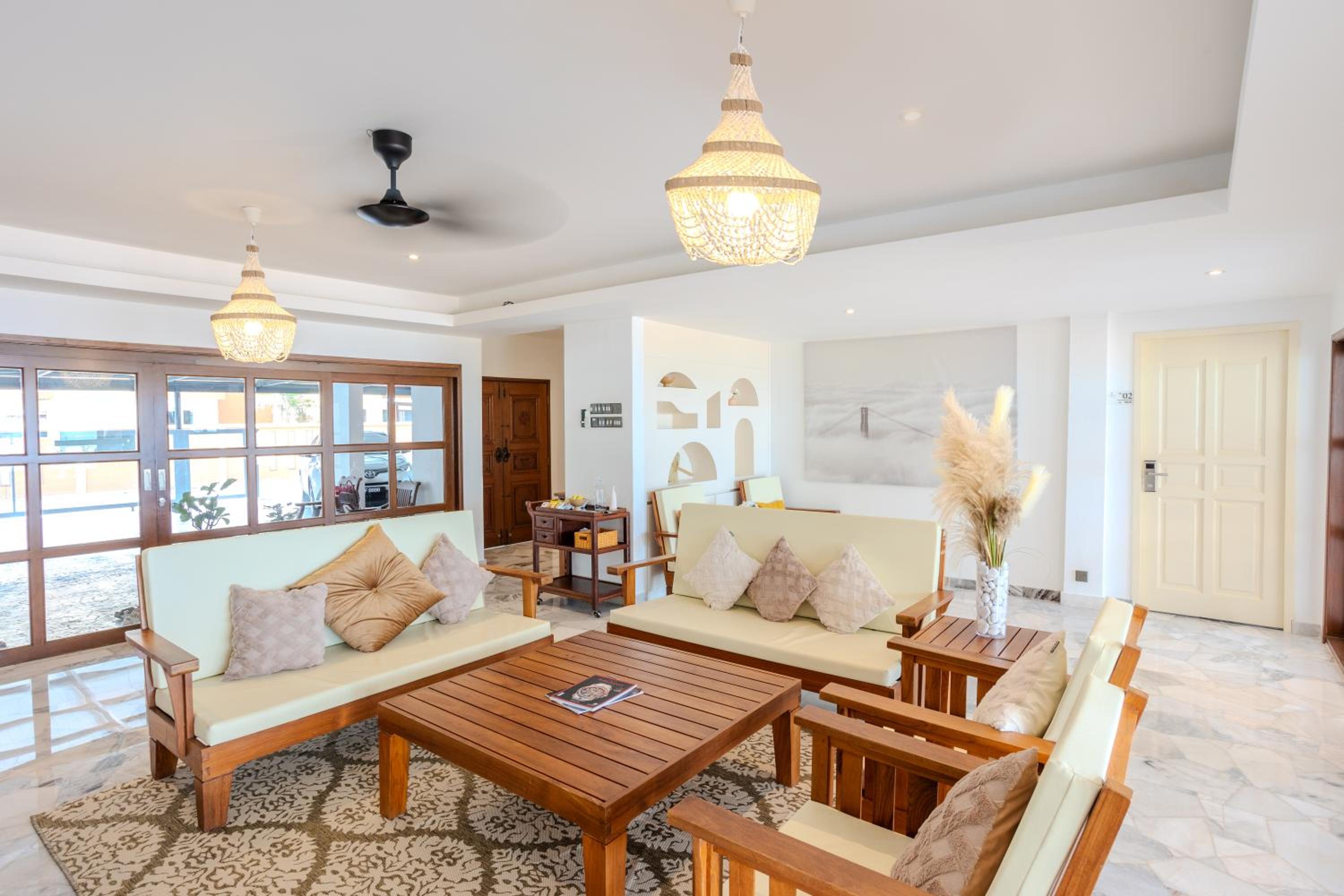 Suntai Villa, Beachfront Suites photo 4