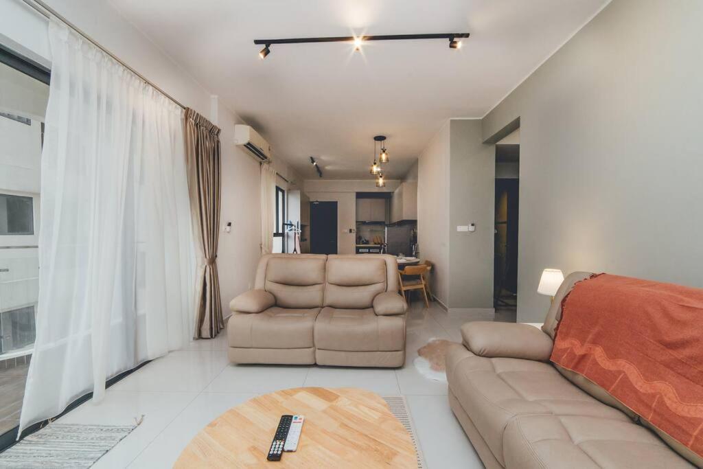 BayLaurel CozyCorner 3BR8Pax Seaview Poolview