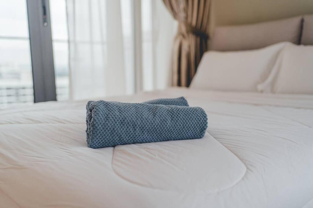 BayLaurel CozyCorner 3BR8Pax Seaview Poolview