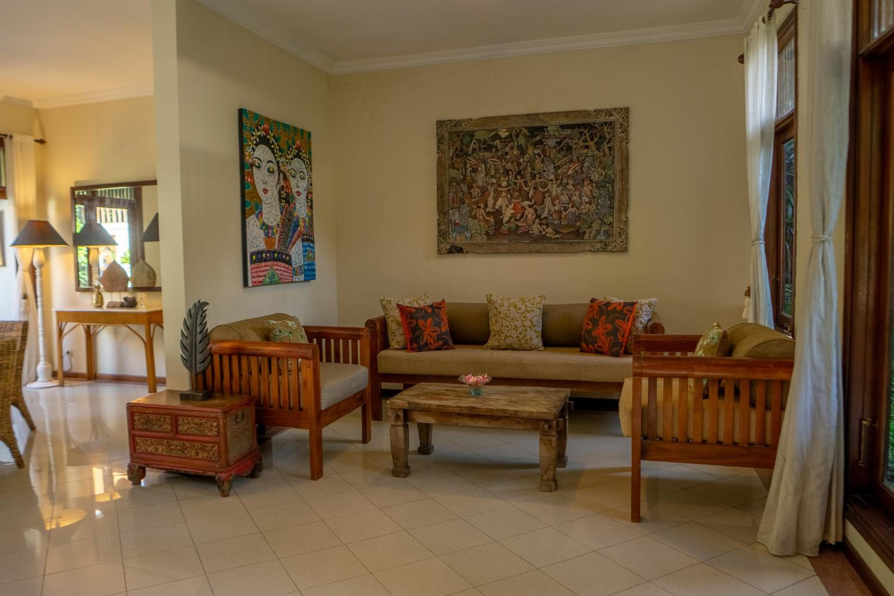 Atres Griya Villa 5 Private Bedroom Kuta view 3