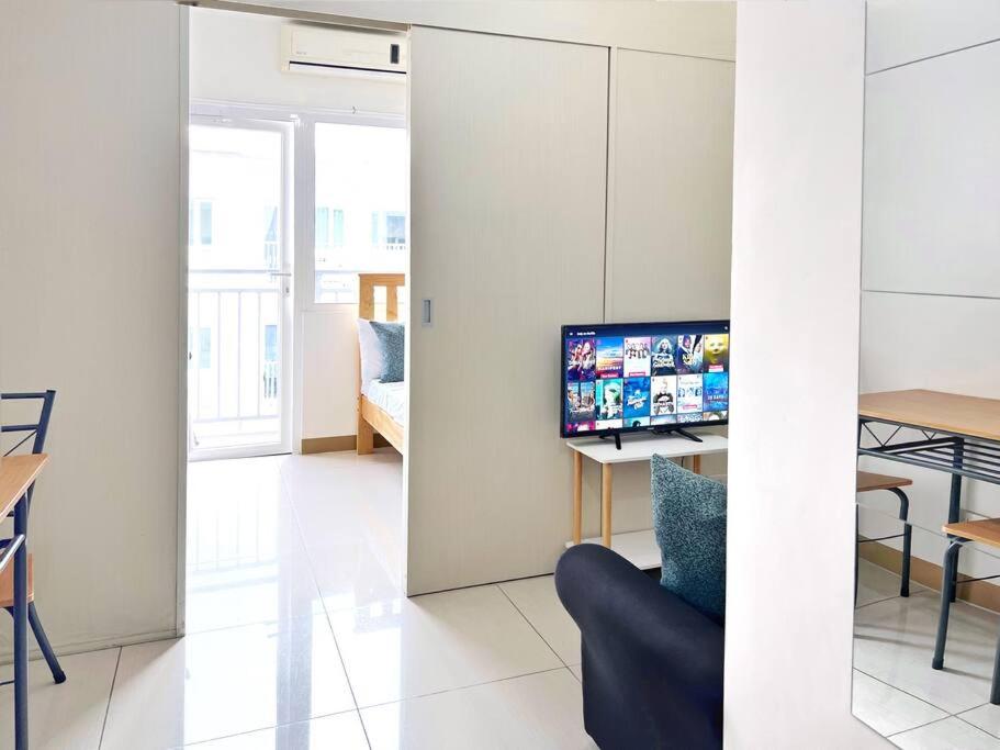 1-Bedroom Condo in Las Piñas in SM SouthMall view 5