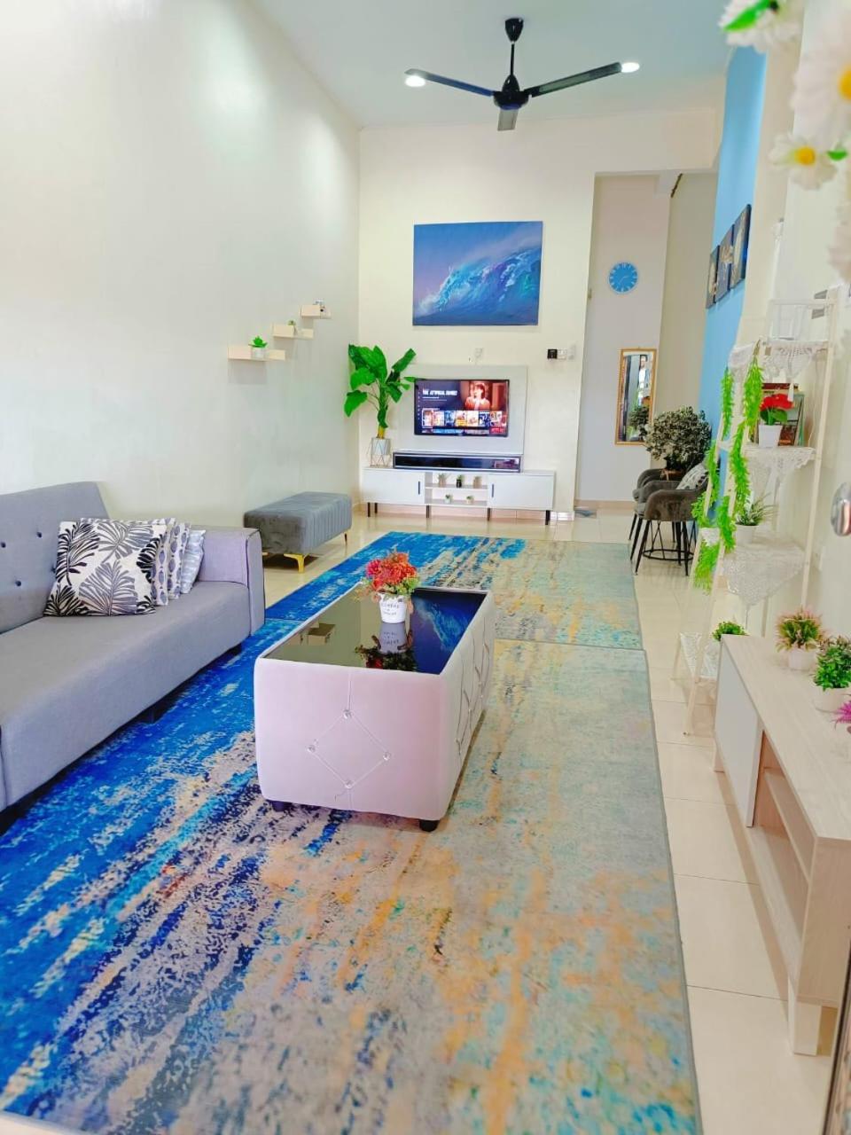 Ninizam Kemaman Cukai Homestay