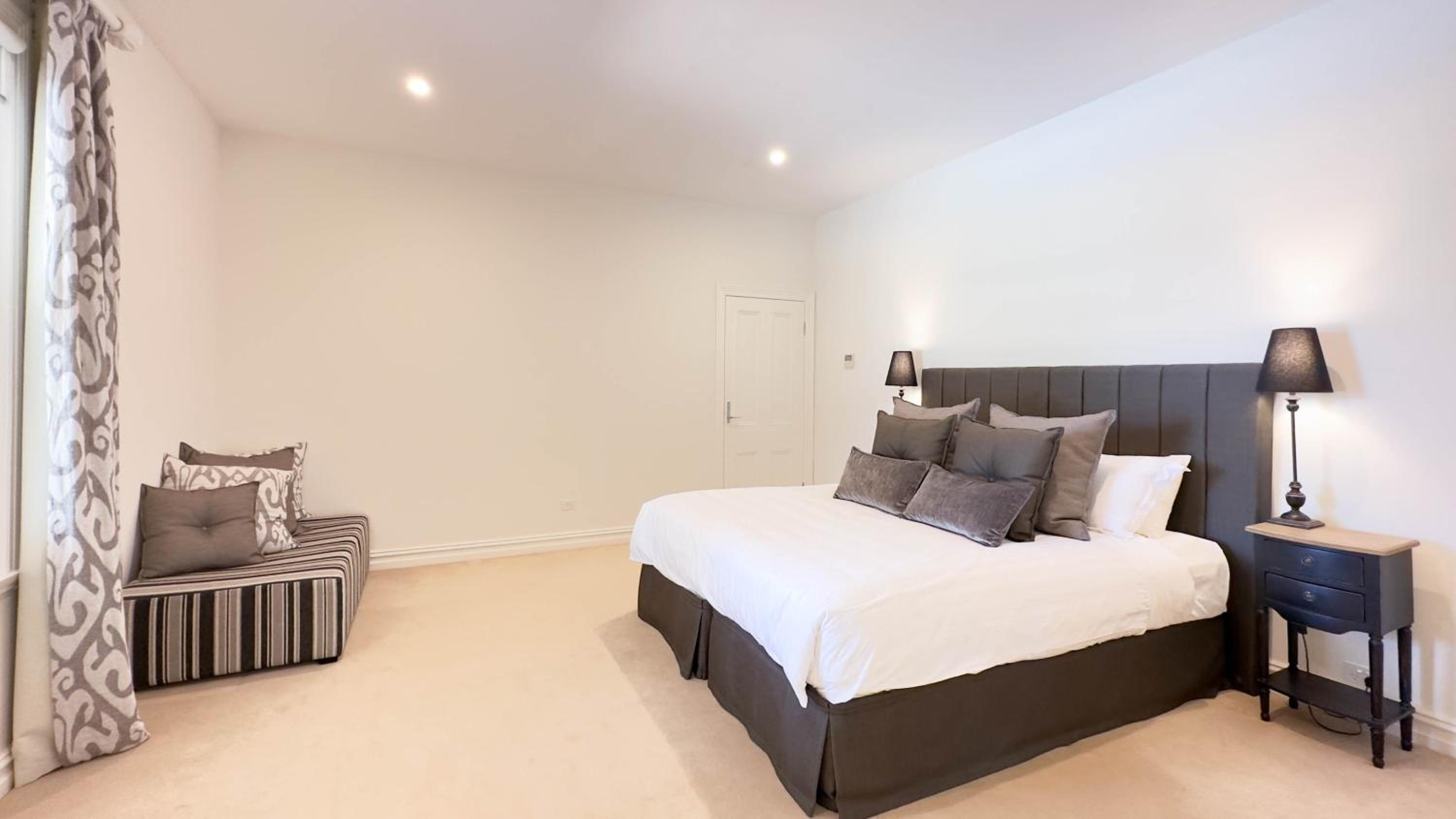 Tanunda House - Luxury 5 BR in Barossa Wine Region