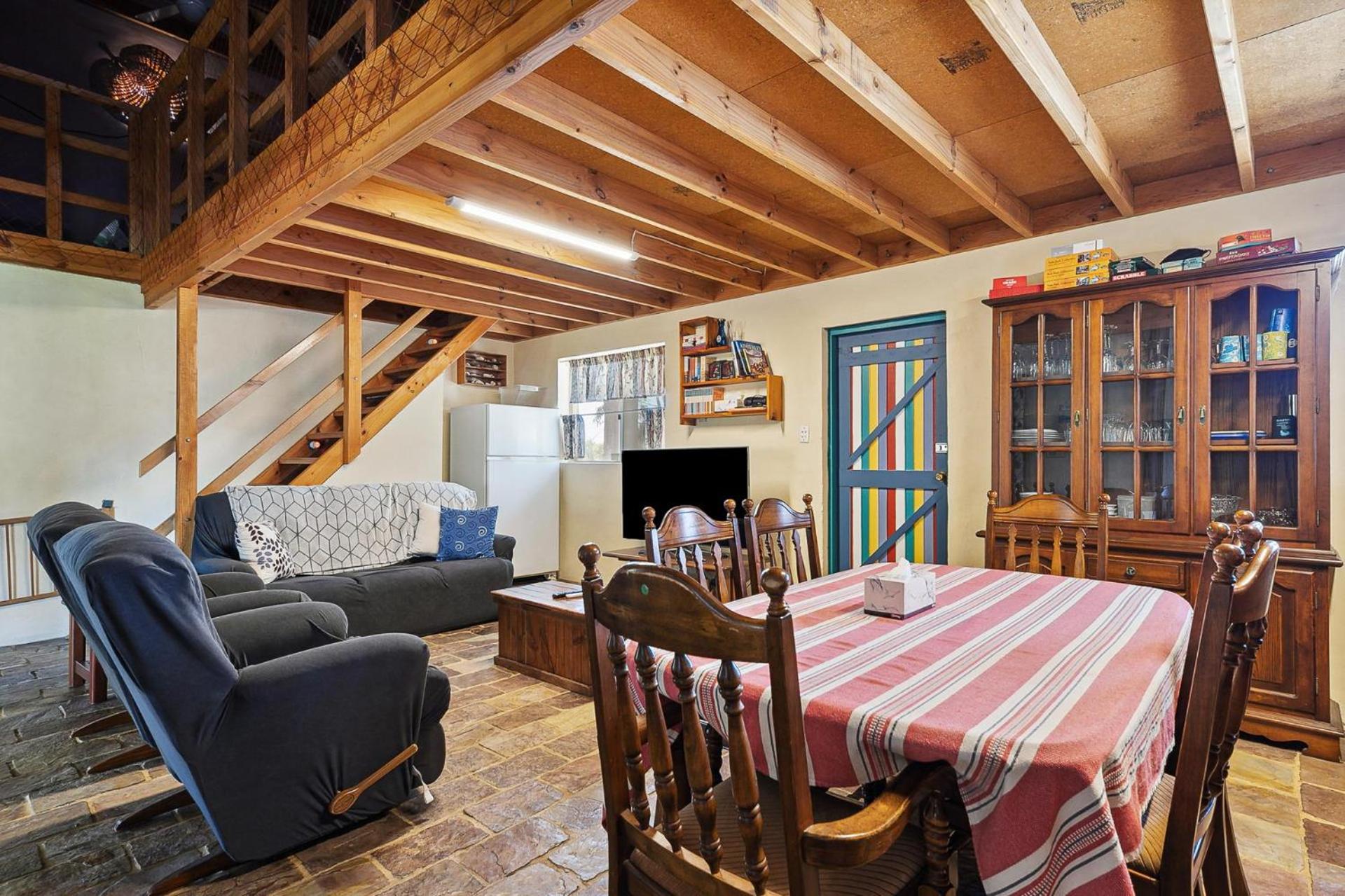 Rustic Charm, by the beach
