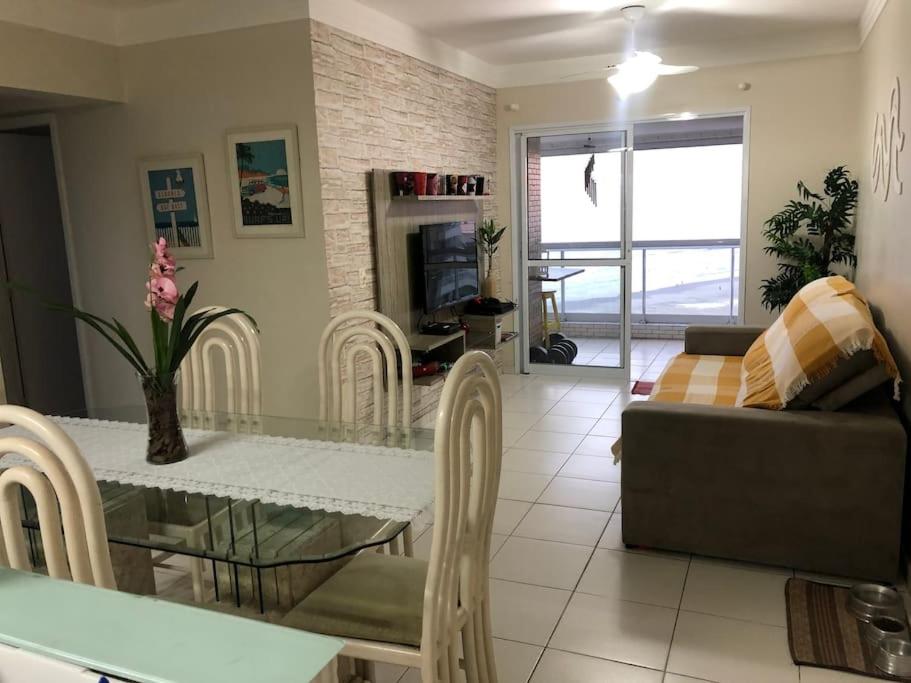 Apartamento encantador pé na areia!