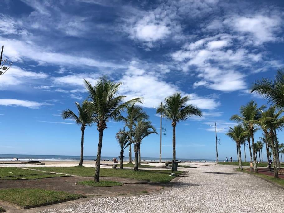 Apartamento encantador pé na areia!
