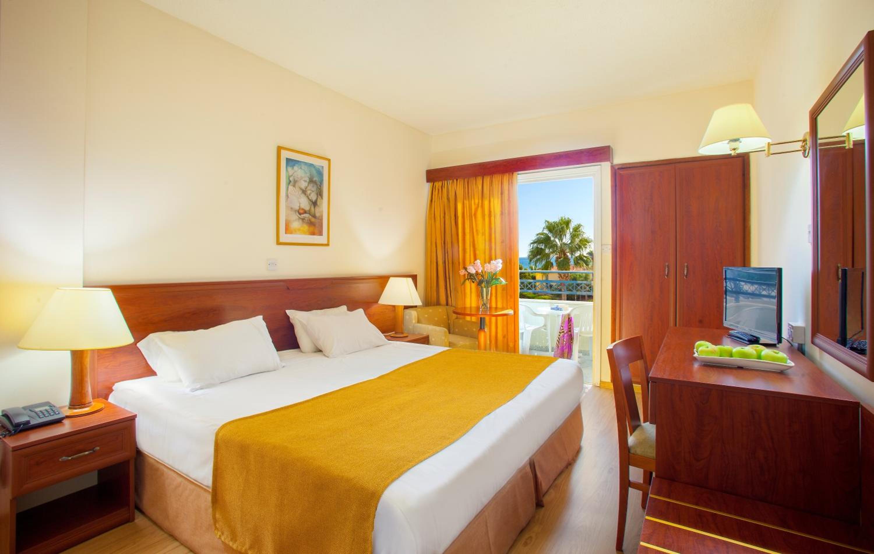 Limassol Vacations - Kapetanios Limassol Hotel - Property Image 1
