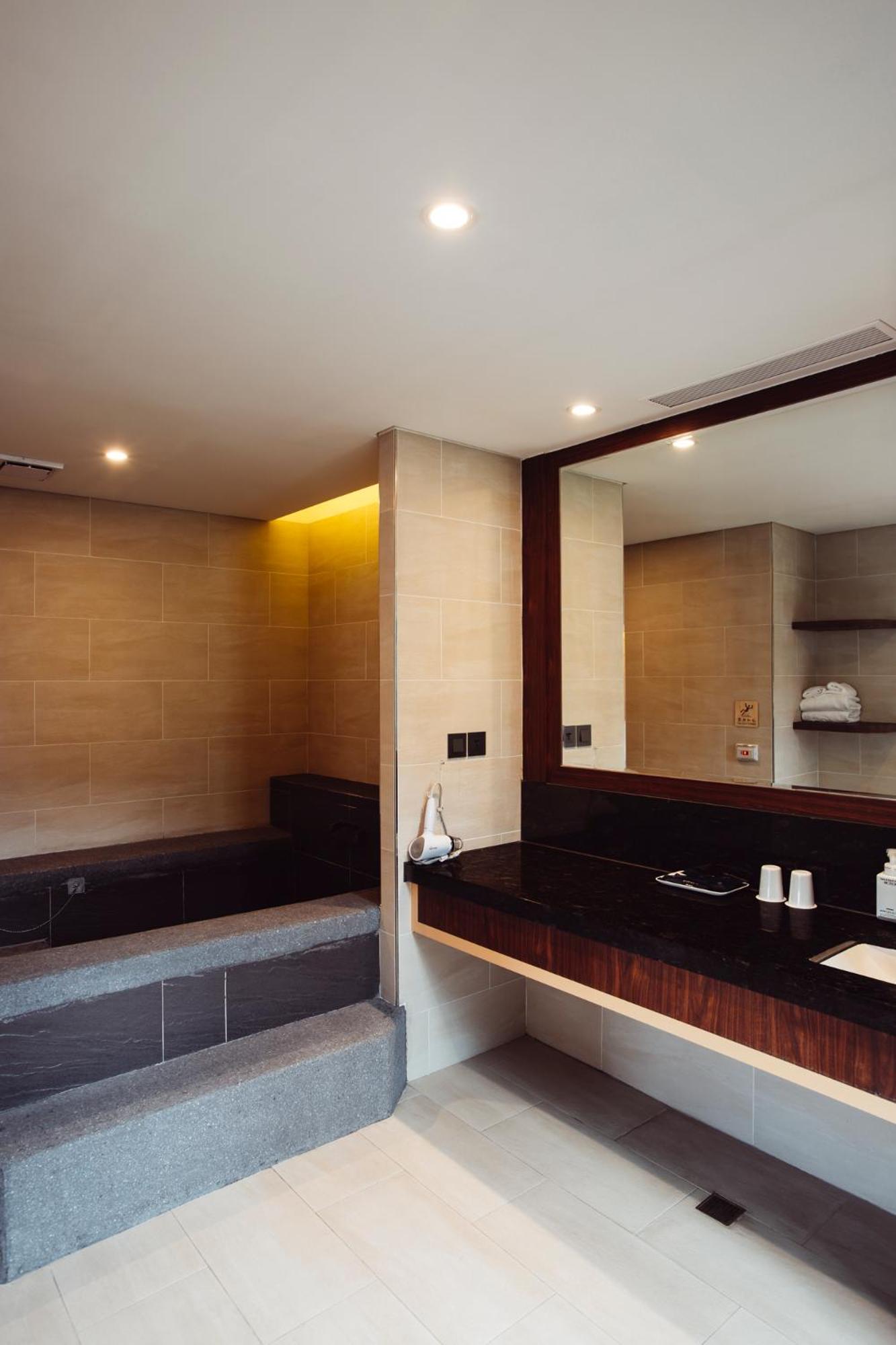 Chii Lih Resort