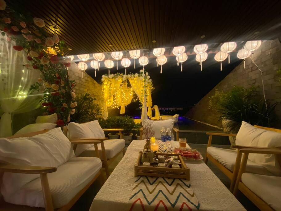Dakini Villa 8BR- private space with swimming pool AC view 3