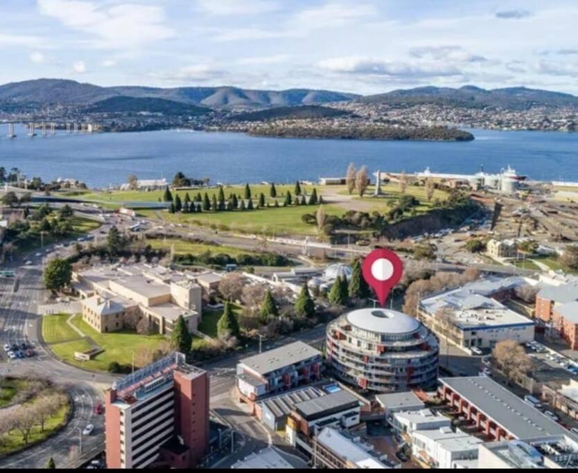 Hotel Unique,cosy# 7 Min Walk 2 Waterfront # Park Onsite