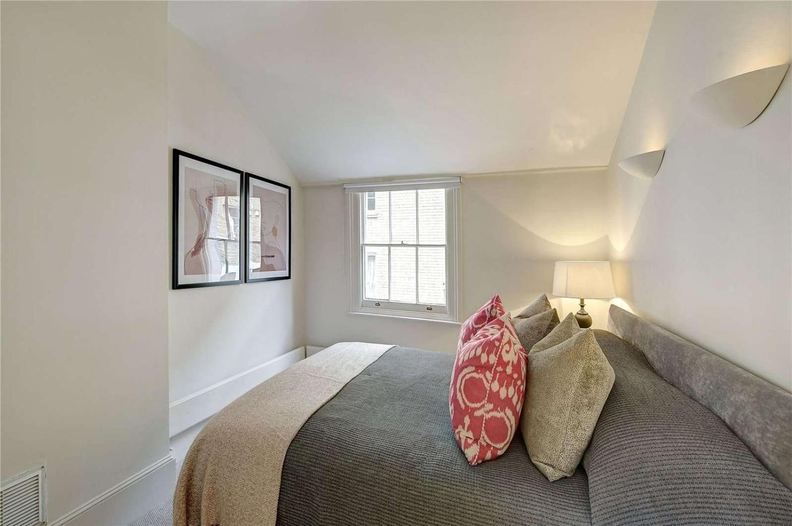 Beautiful Modern Spacious Belgravia House 1700sqft