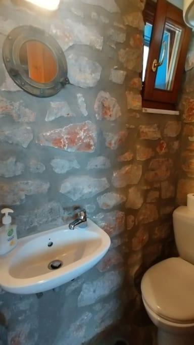 Parian Seascape photo 5