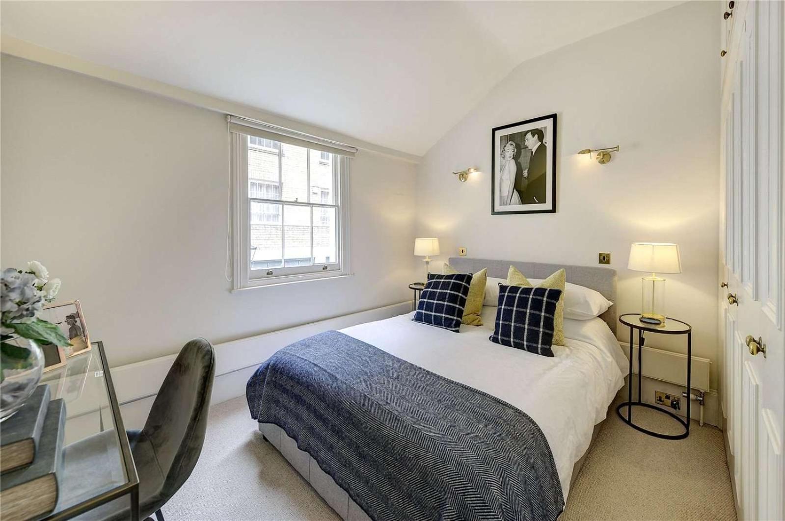 Beautiful Modern Spacious Belgravia House 1700sqft