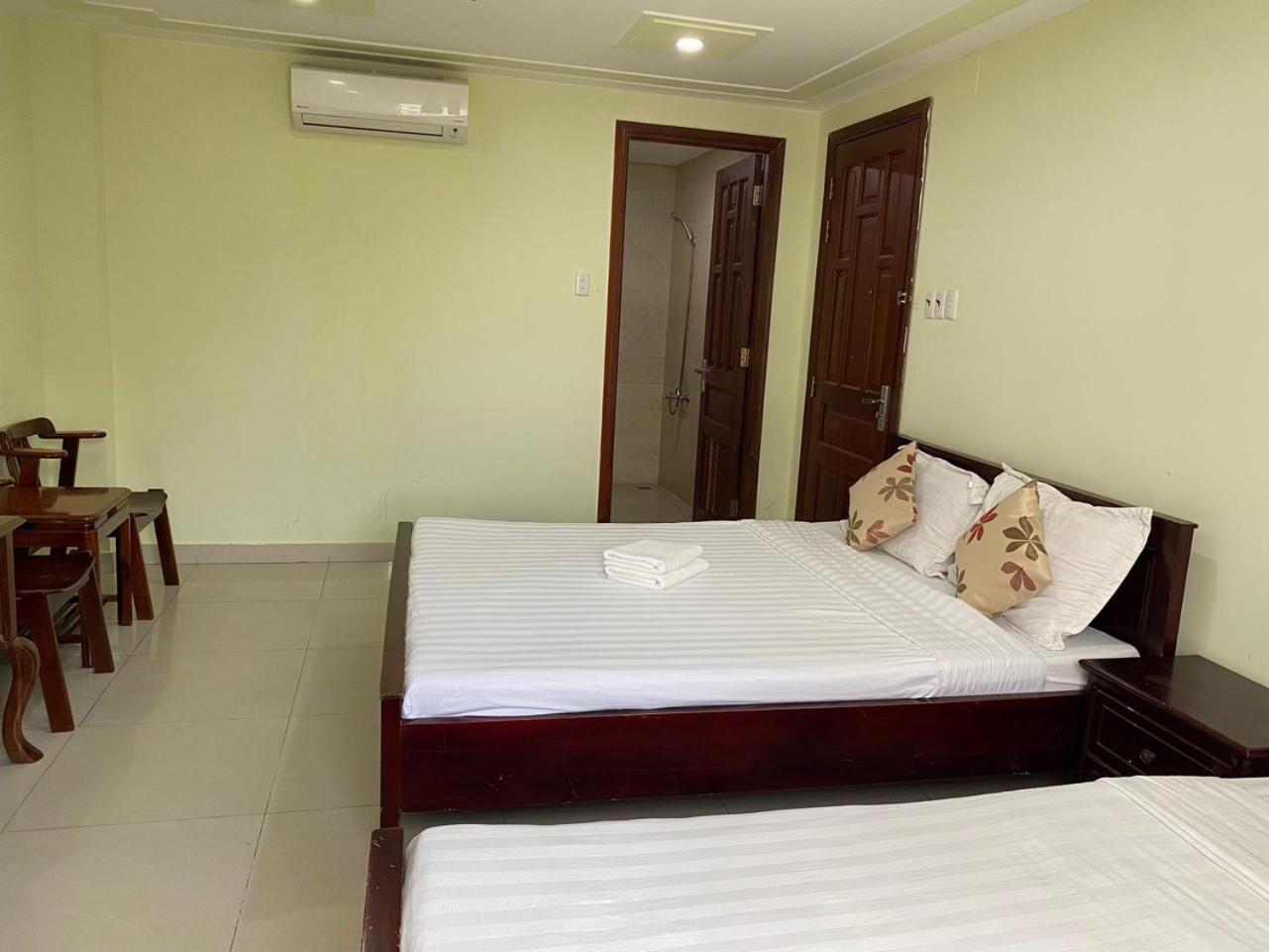 Hoàng Tây Hotel 1 by BAY LUXURY