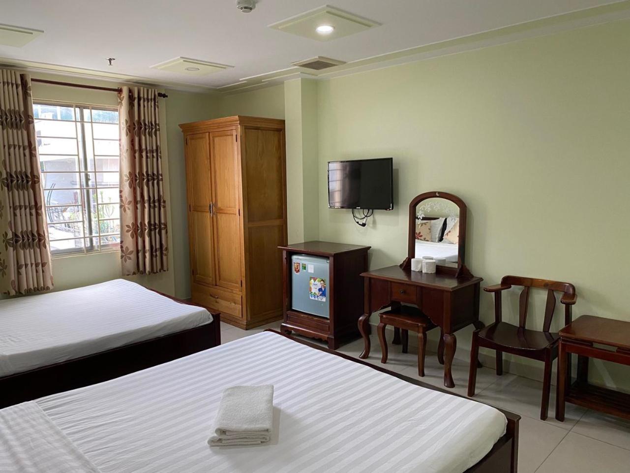 Hoàng Tây Hotel 1 by BAY LUXURY