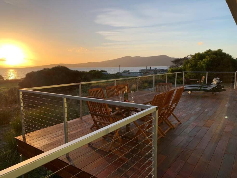Sunset Bay Escape