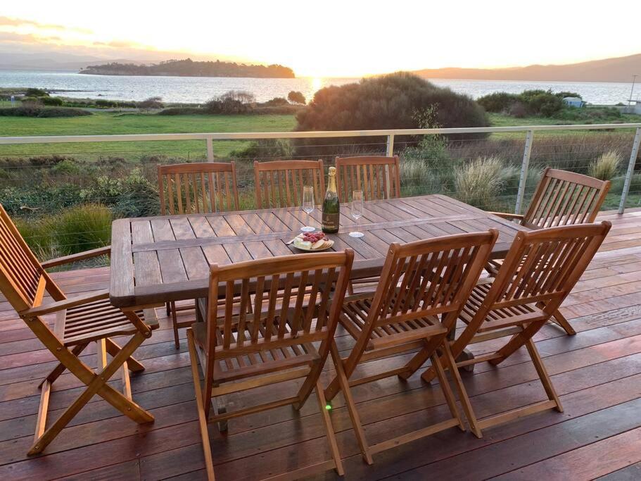 Sunset Bay Escape