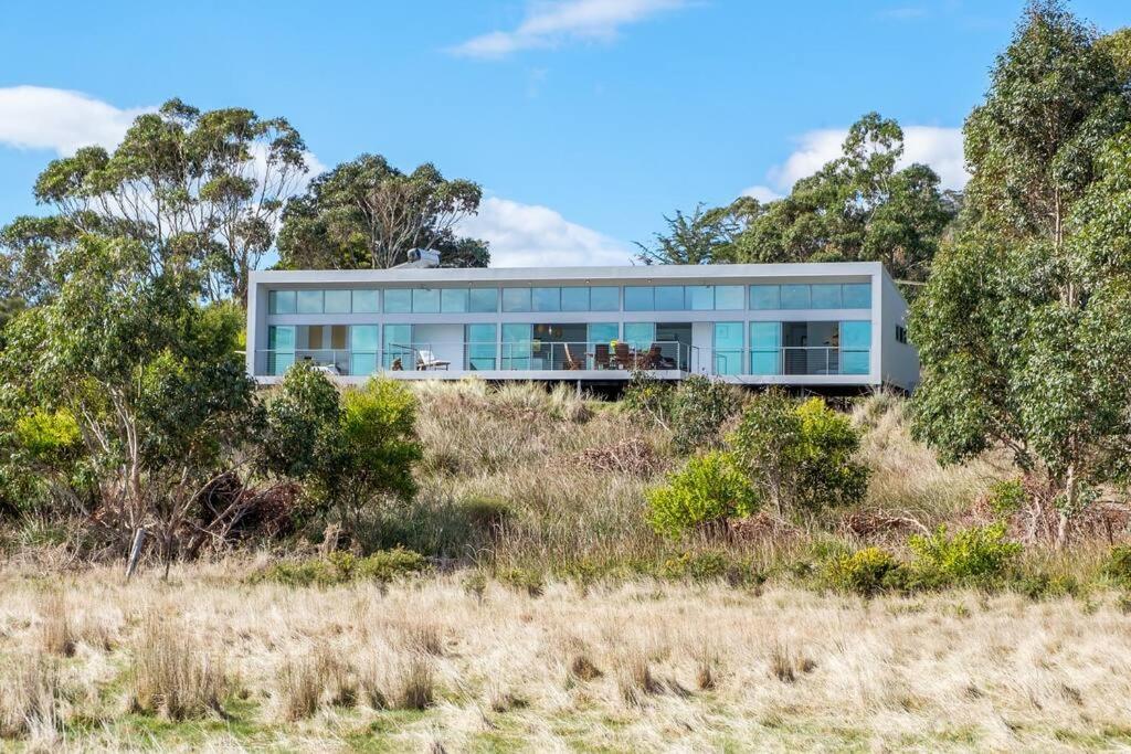 Sunset Bay Escape