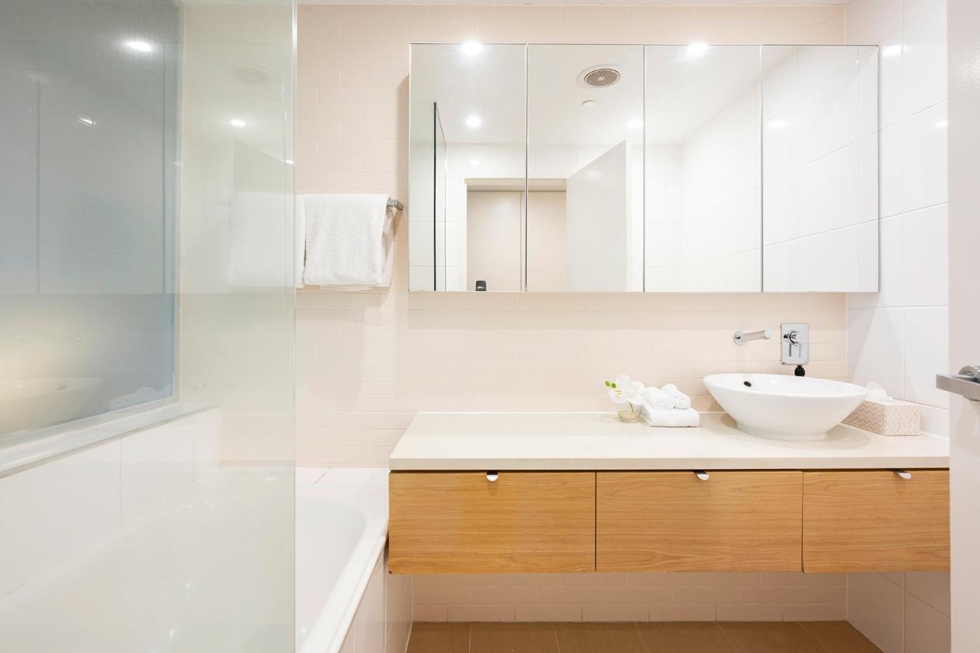 Darwin Waterfront Luxury Suites