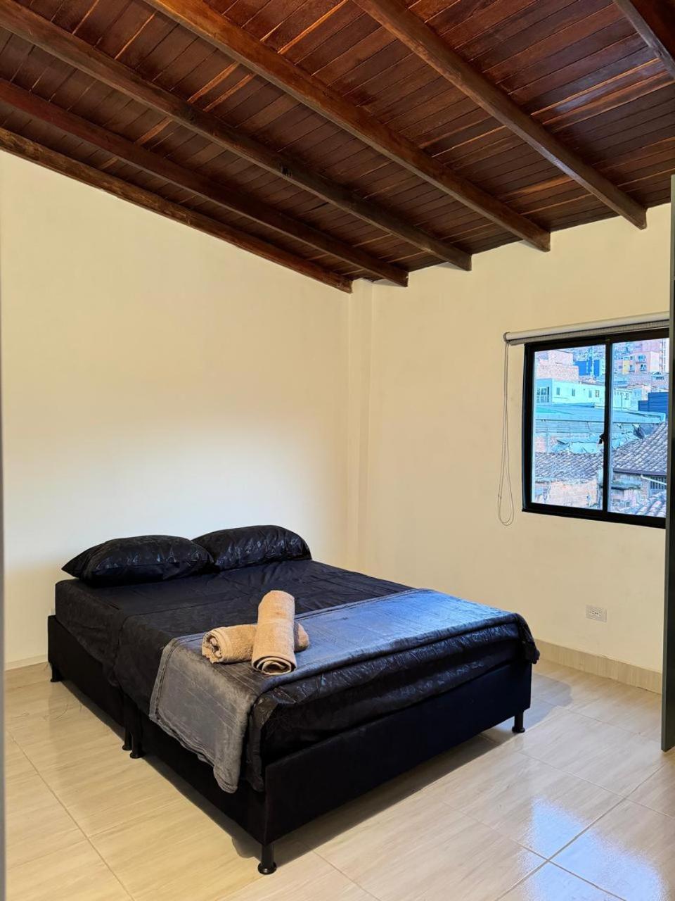 Comodo Apartamento cerca al Tranvia de Medellin