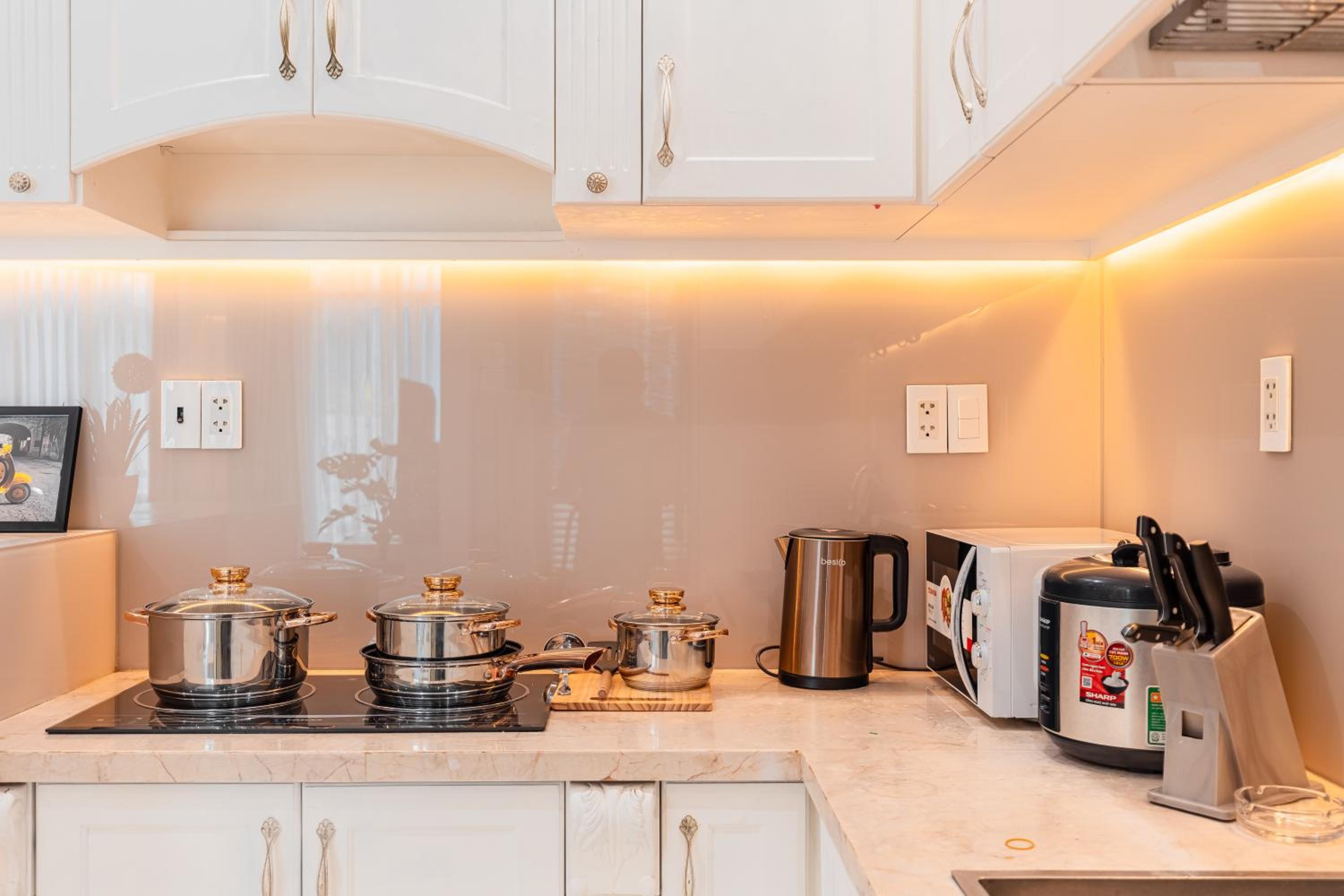 Spacious 4BR apat at Saigon Centre with pool, supermarket, view