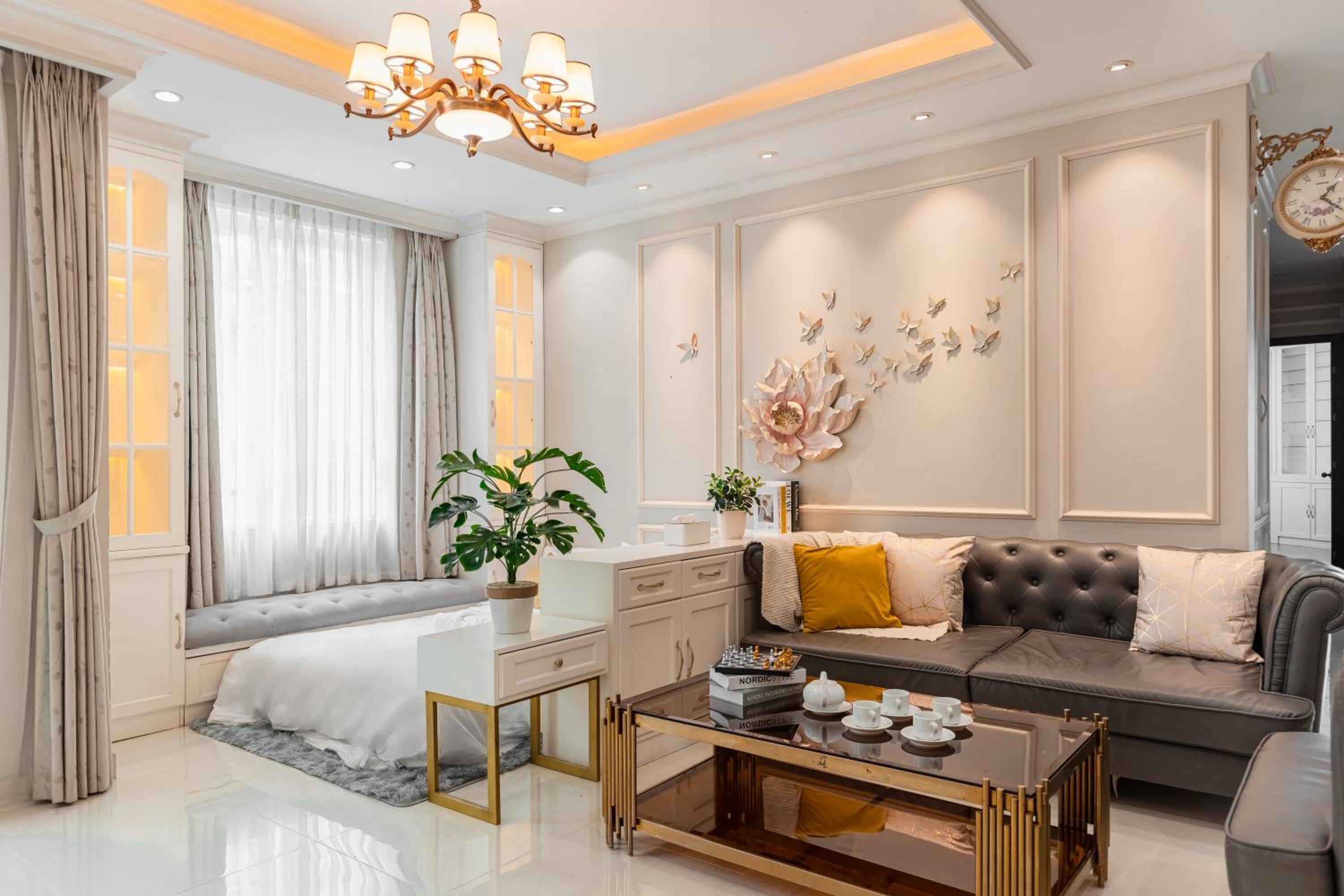 Spacious 4BR apat at Saigon Centre with pool, supermarket, view