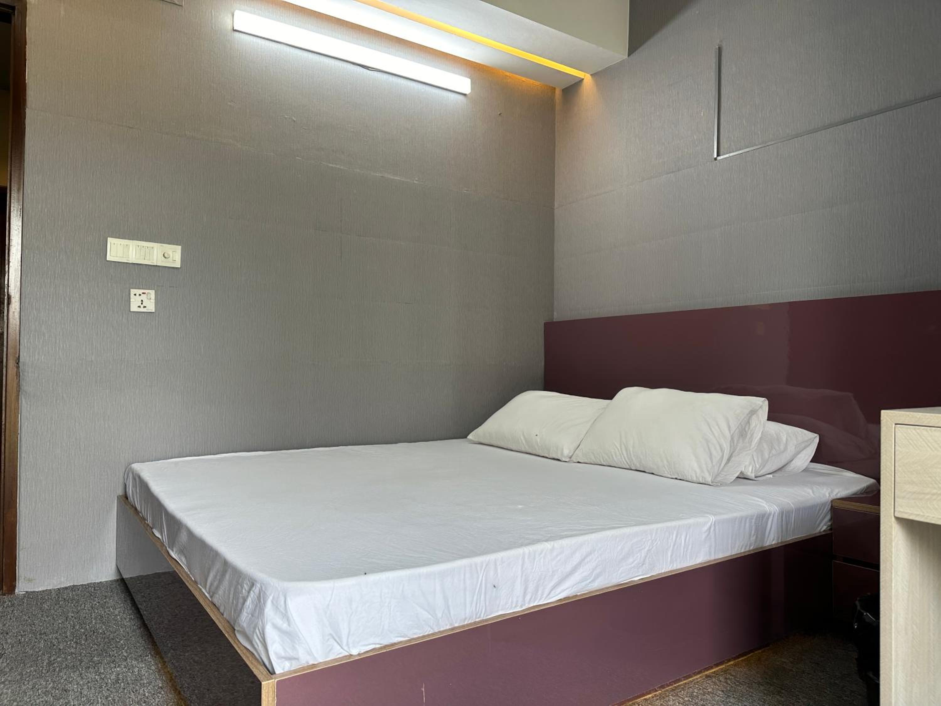 GreyRooms
