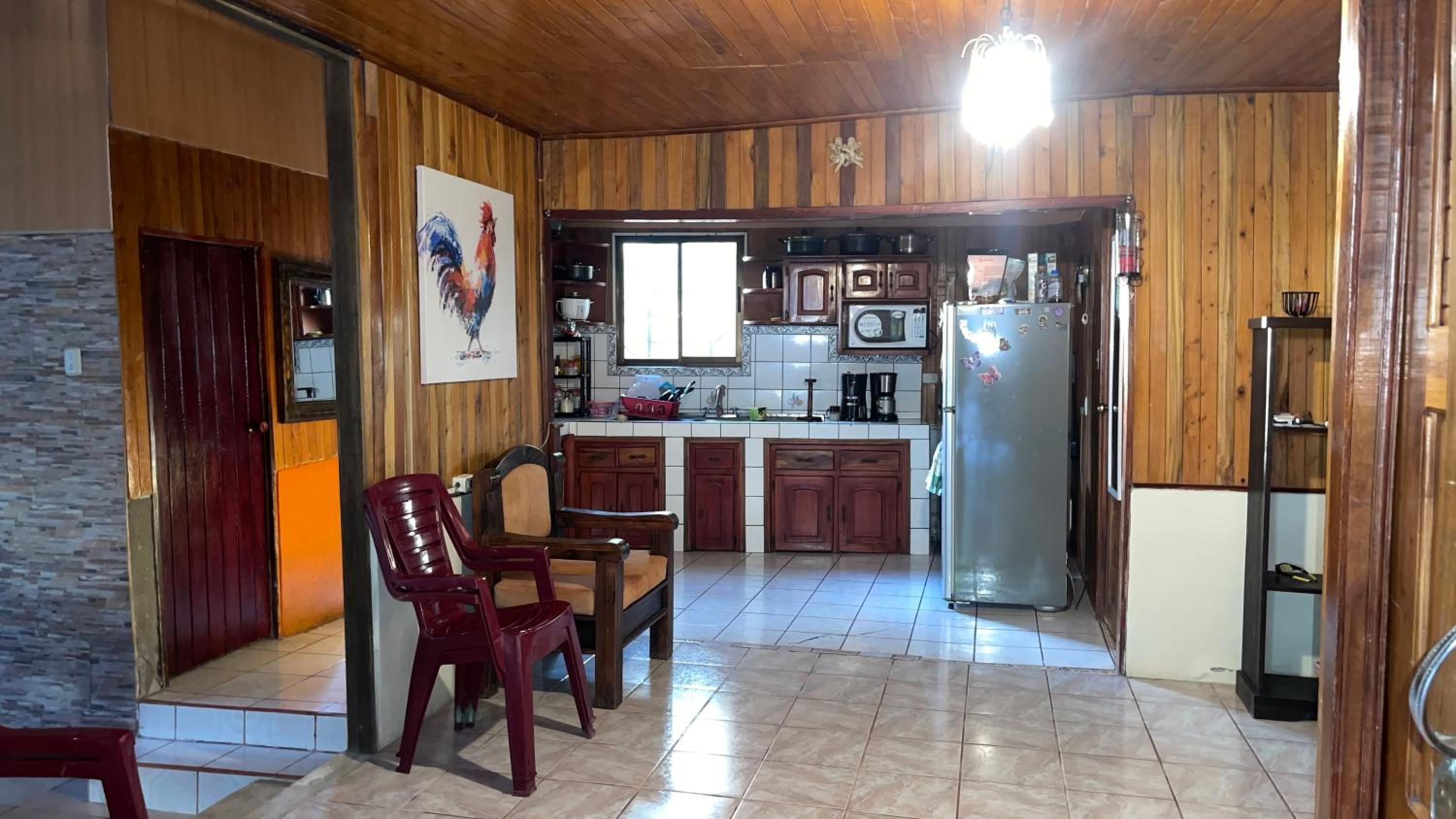 Colon Escape House