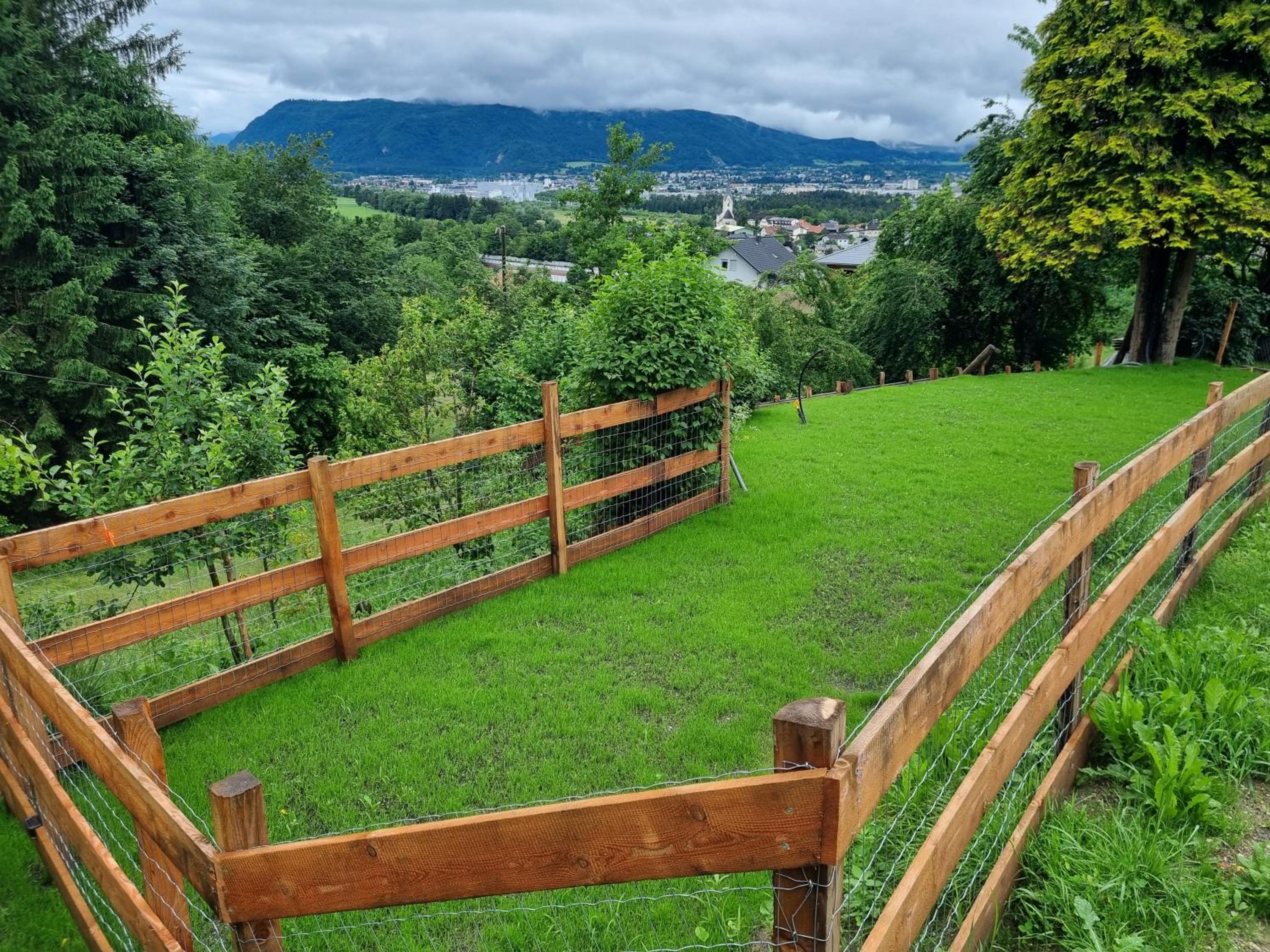 Fridas Place - DER Blick über ganz Villach - 160 m2 Ferienoase - ganzes Haus bis zu 8 Personen