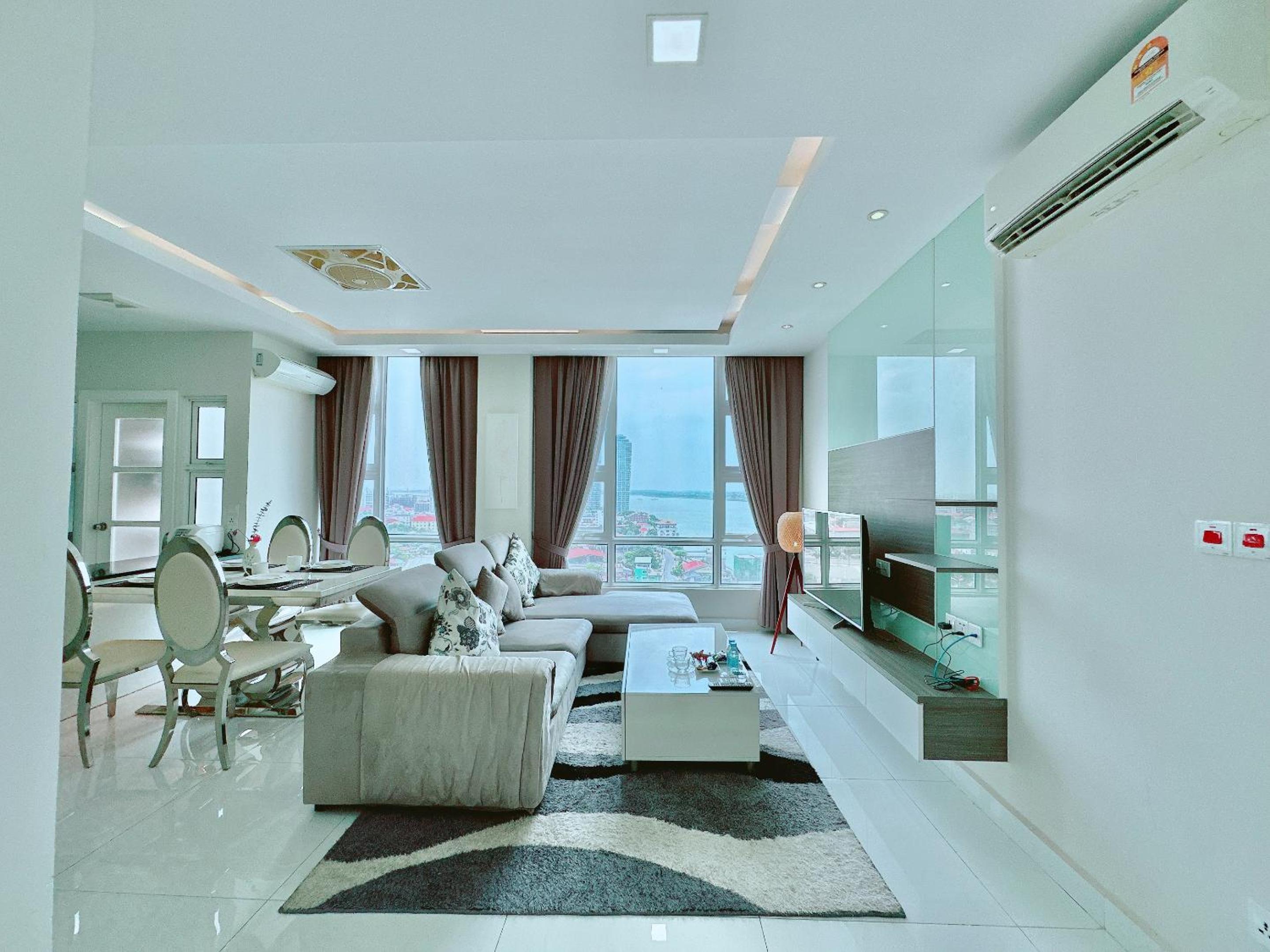 Infinity 28 Hotel and Residence