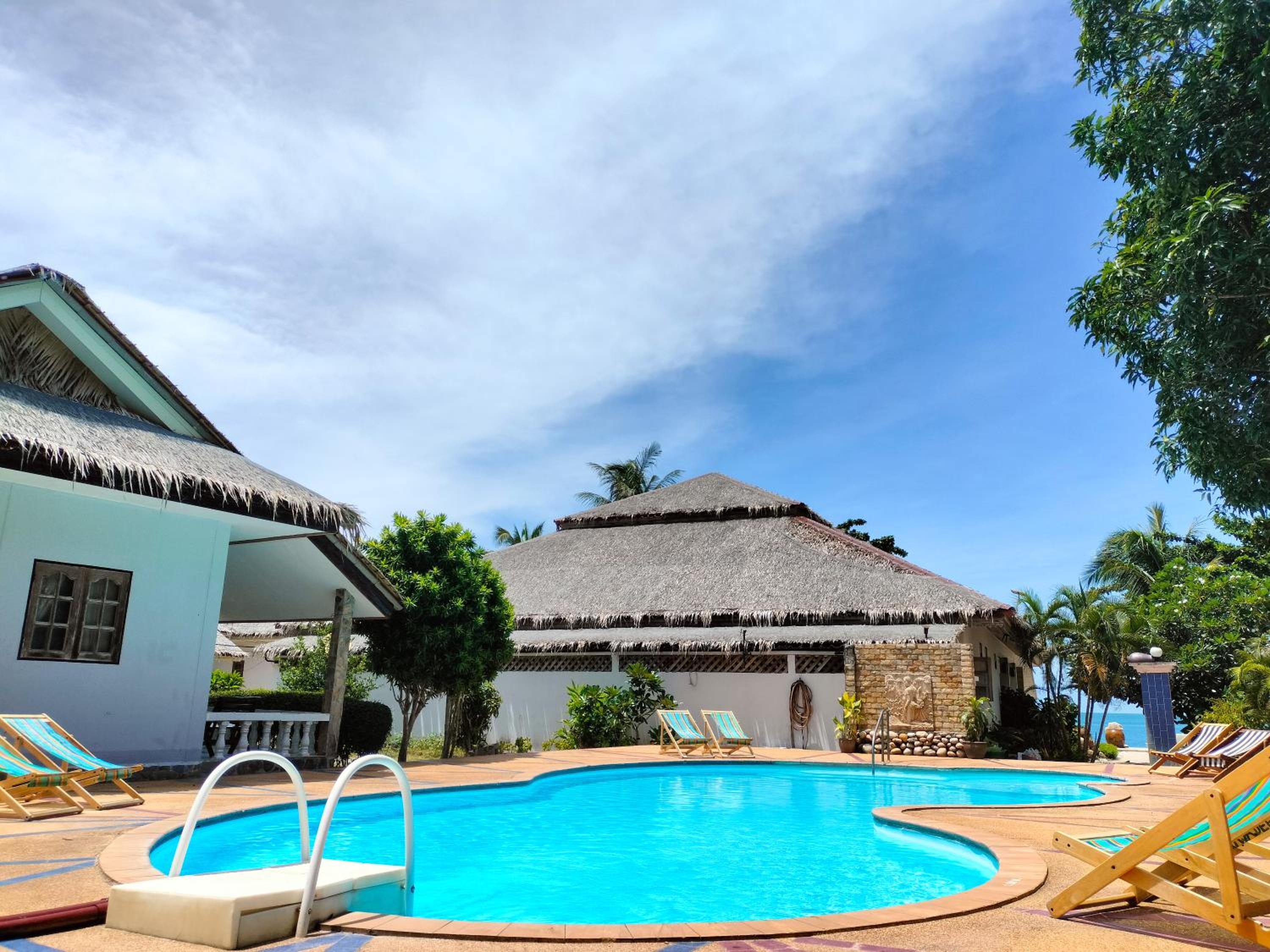 Phuwadee Resort