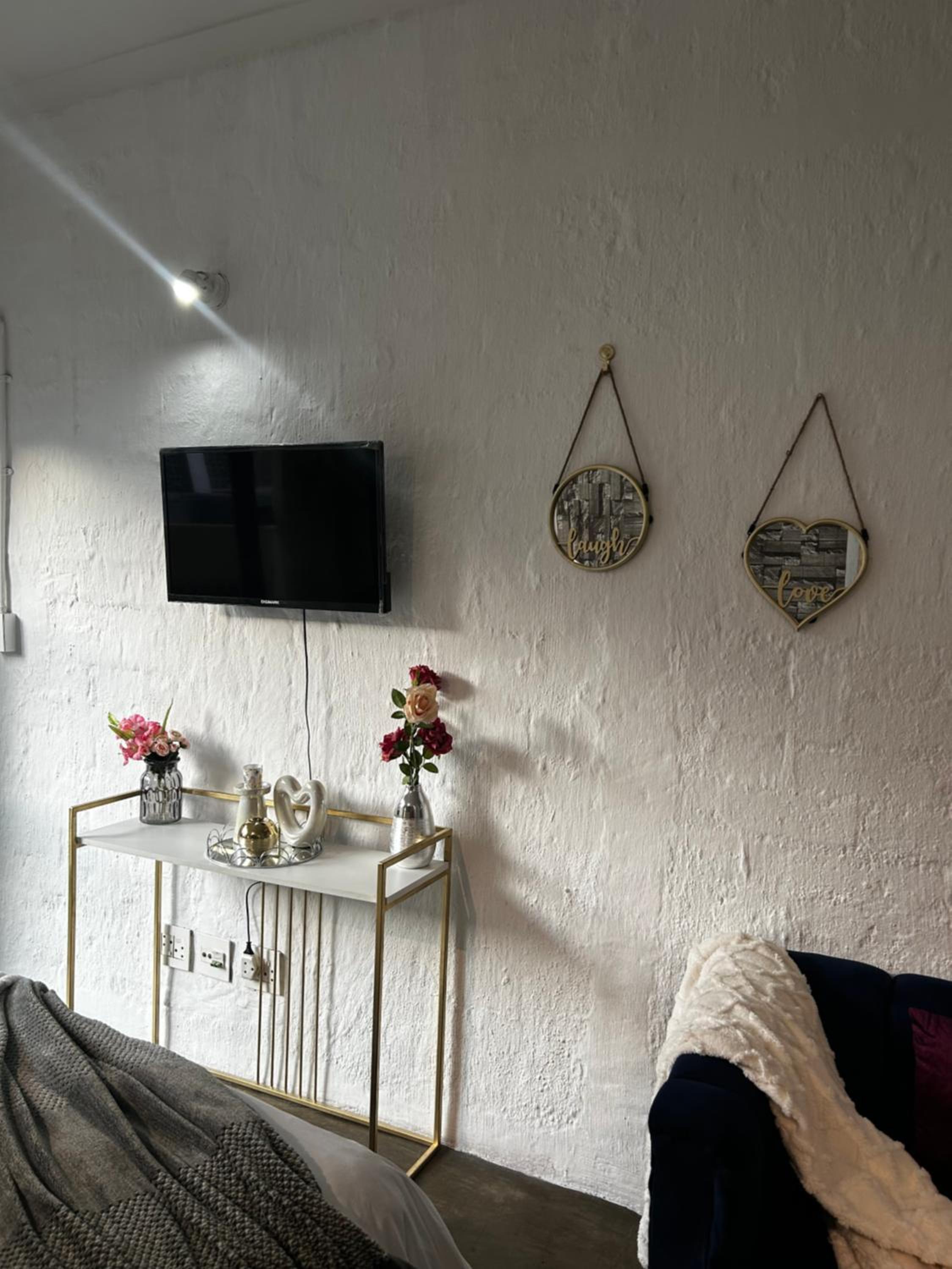 Craftsmanship Sweethearts bnb