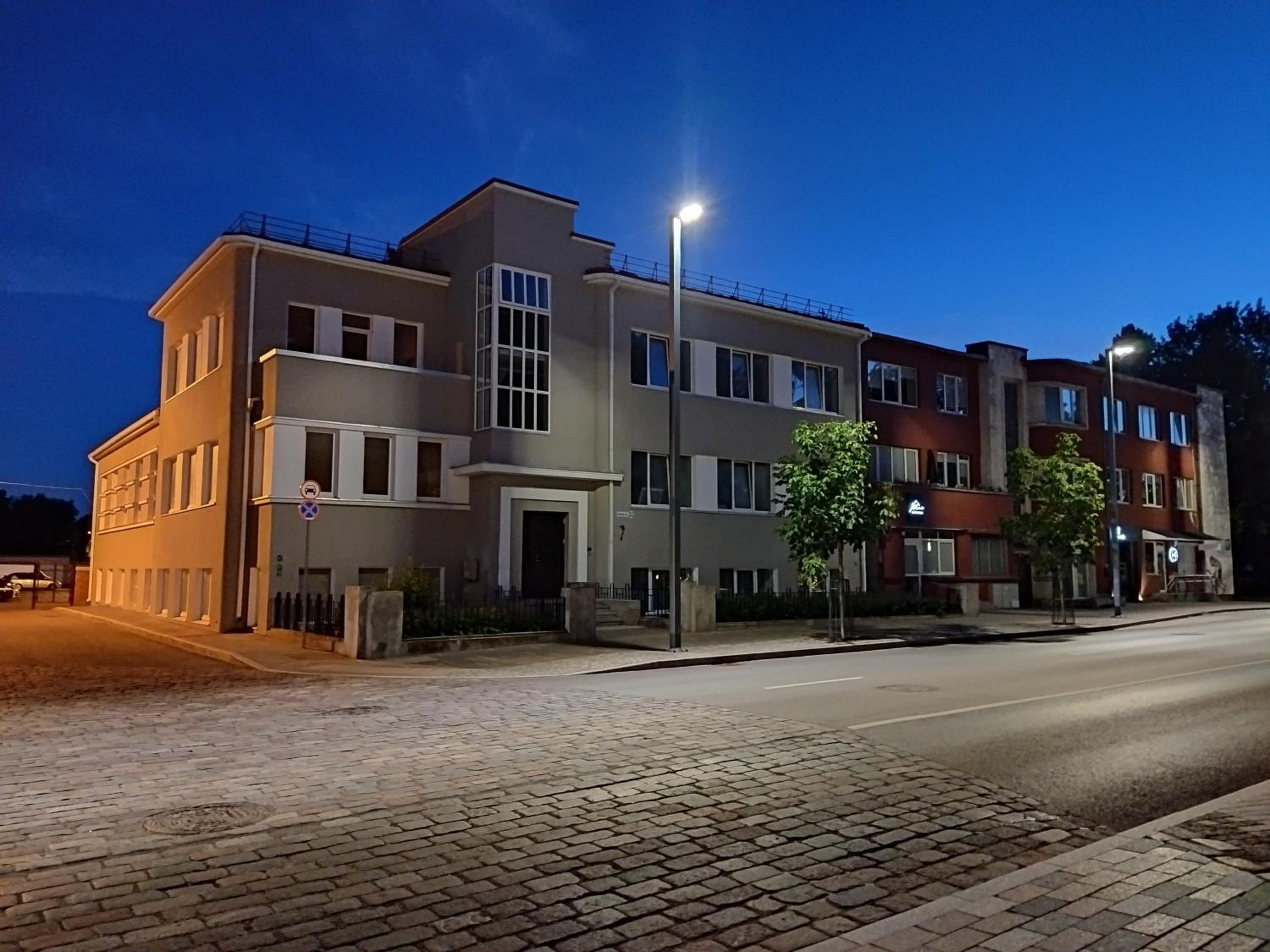 Hotel Aušros Alėjos Apartamentai - Image 1