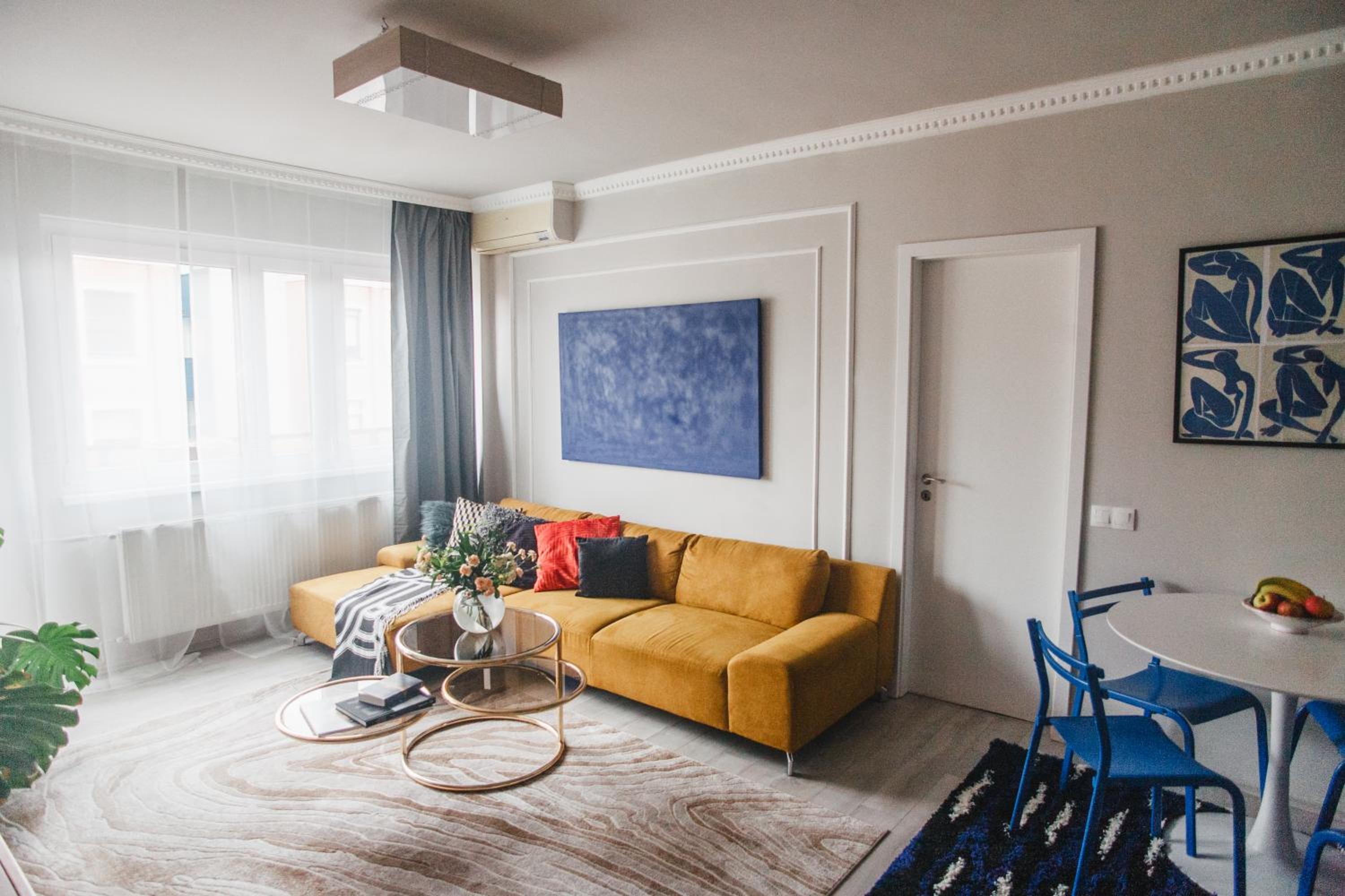 Rumy Design Apartment