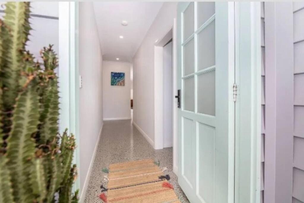 Margaritaville-Luxe Coastal Home-Games-Wi-Fi-Ducted AC