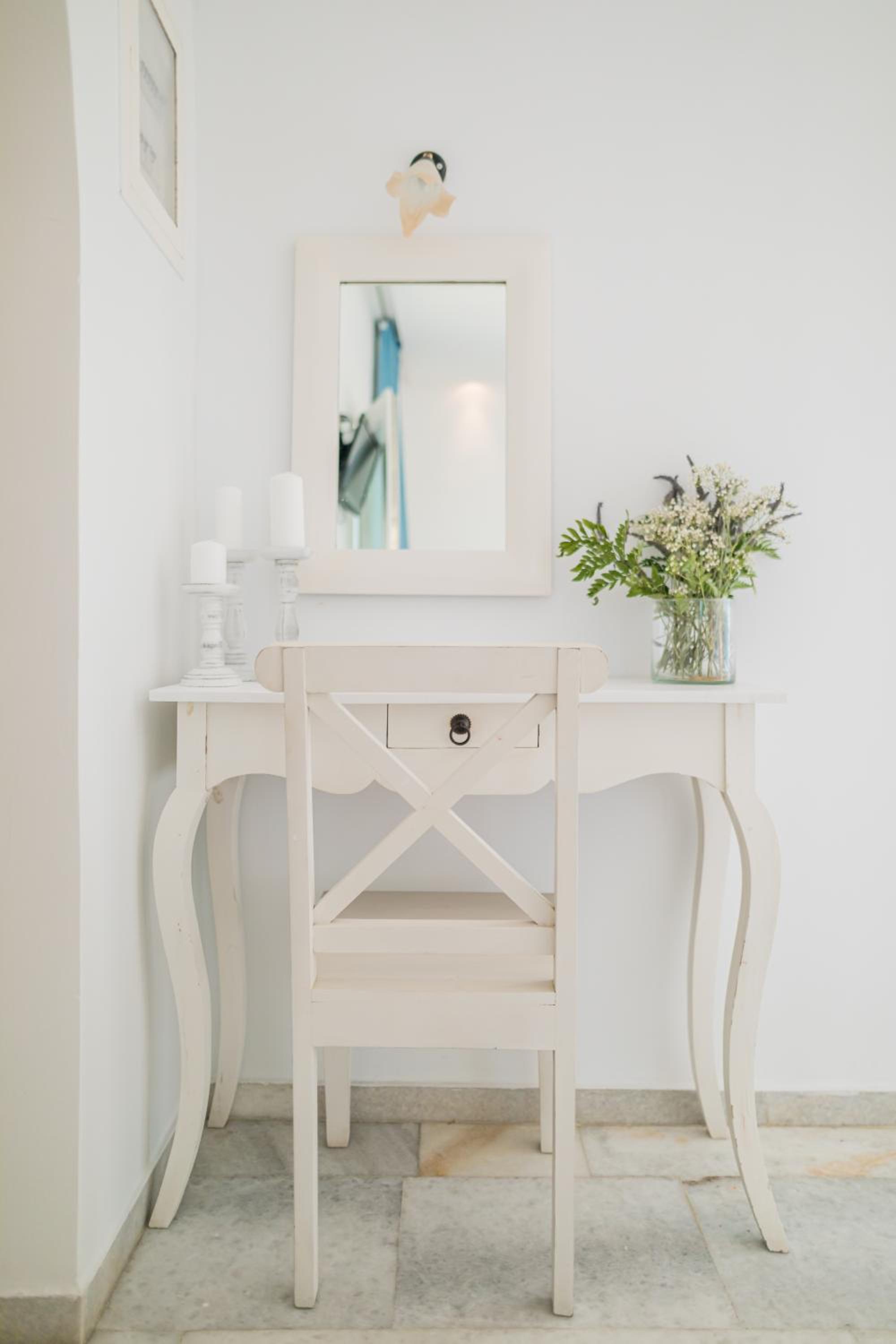Agia Anna Living