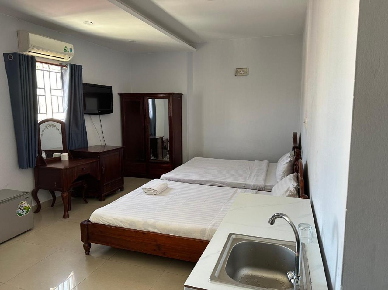 Hoàng Tây 2 Hotel by BAY LUXURY