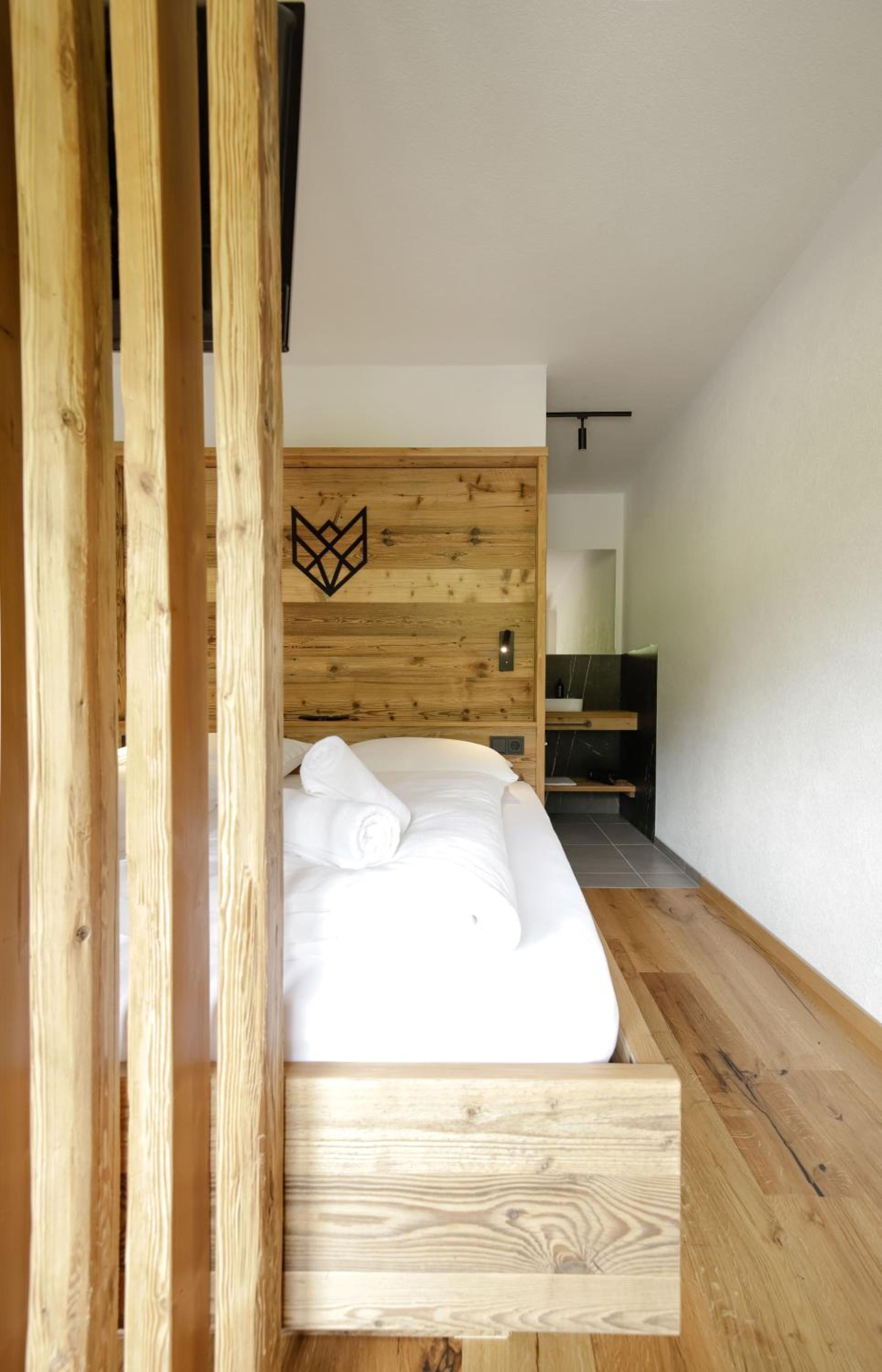 WOLF Apartments - Panorama Mountain Retreat in Tirol