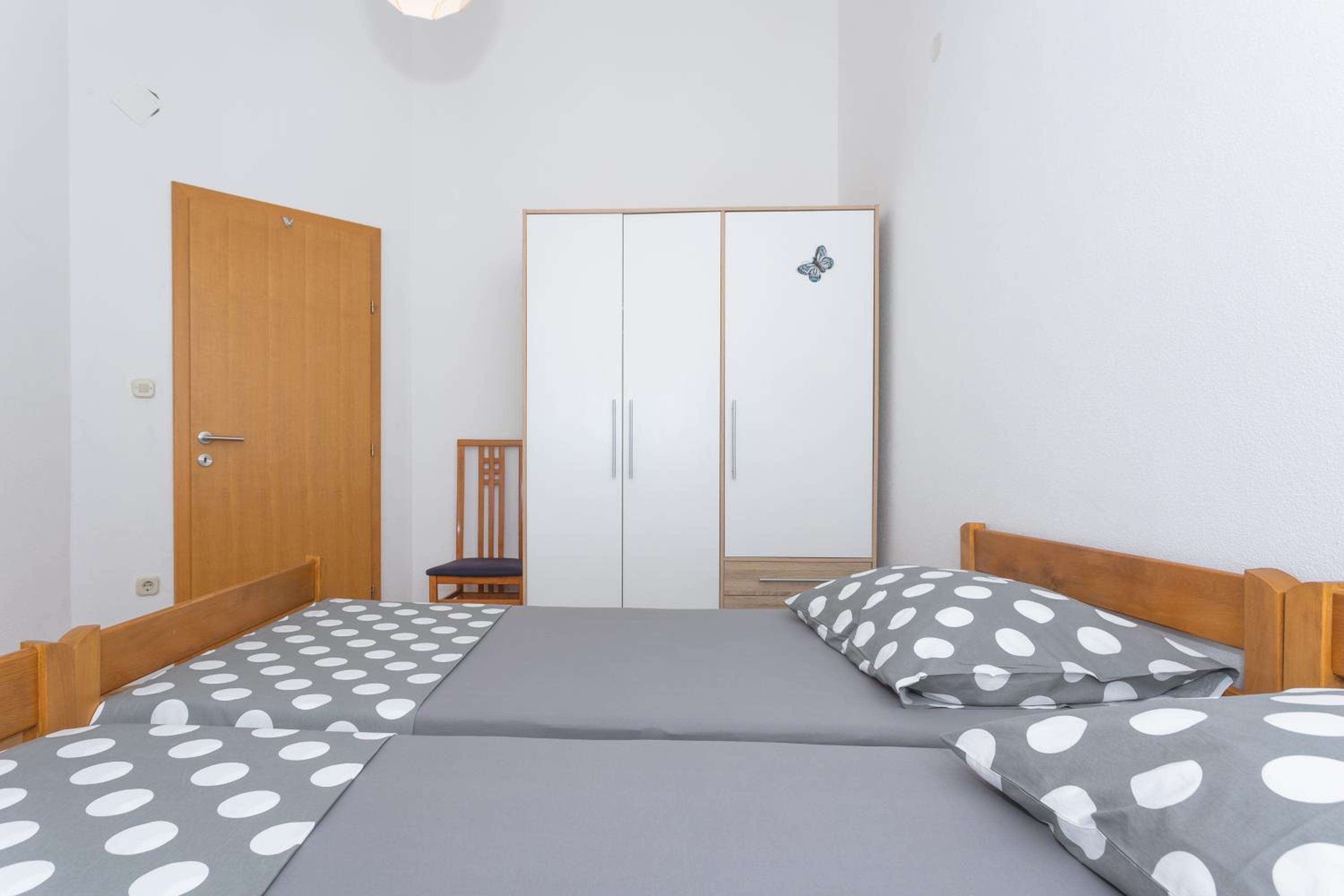 Apartments Klaudia Čista Velika
