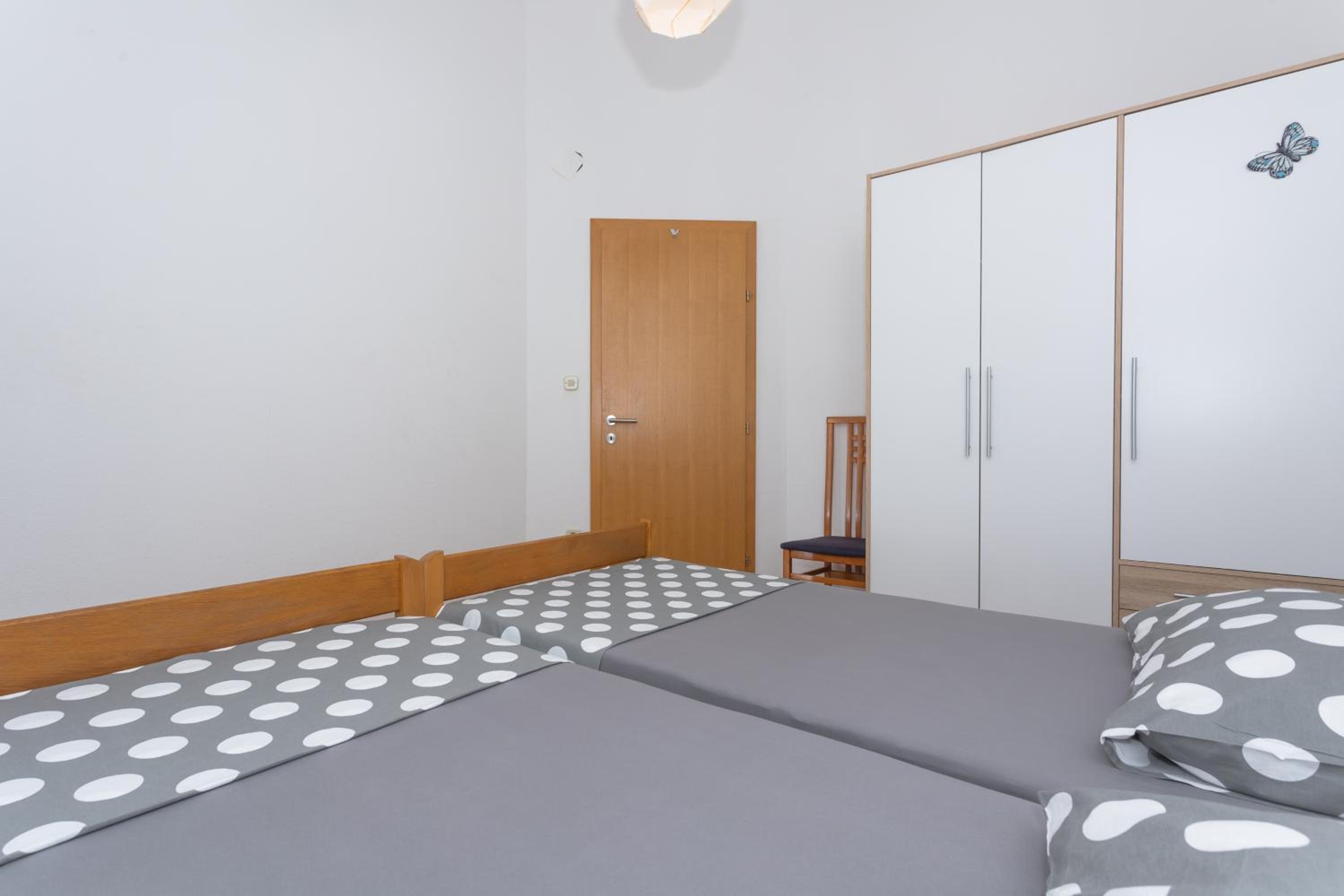 Apartments Klaudia Čista Velika