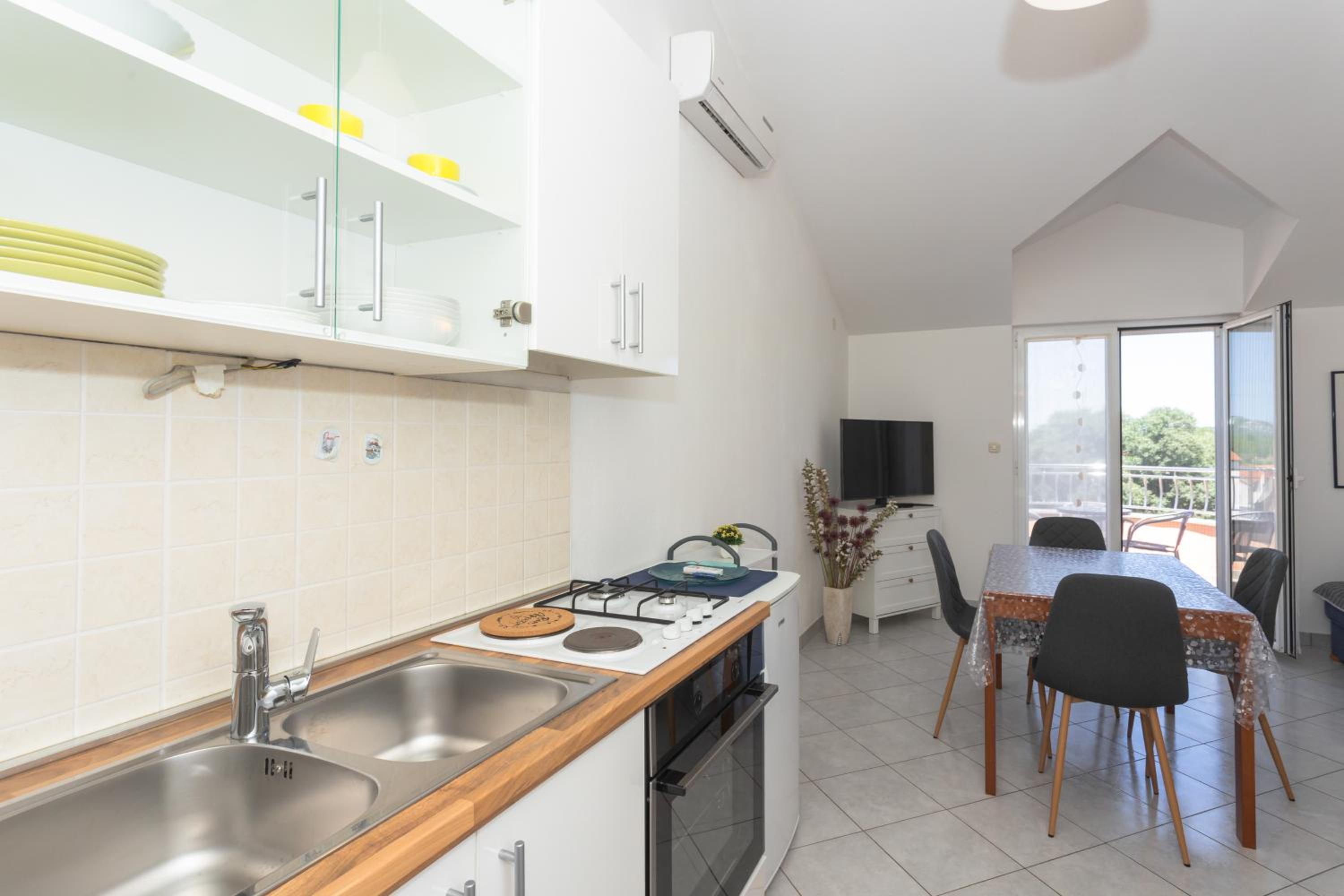 Apartments Klaudia Čista Velika