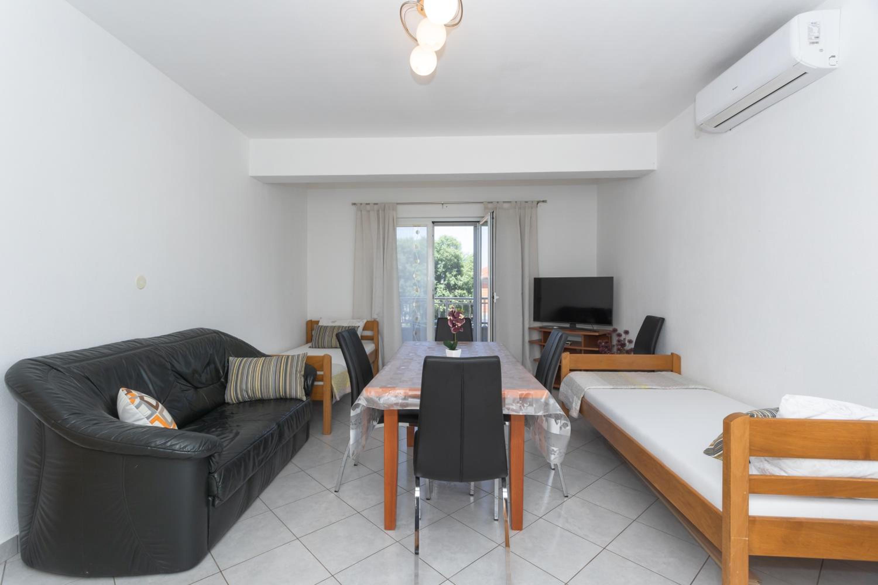 Apartments Klaudia Čista Velika