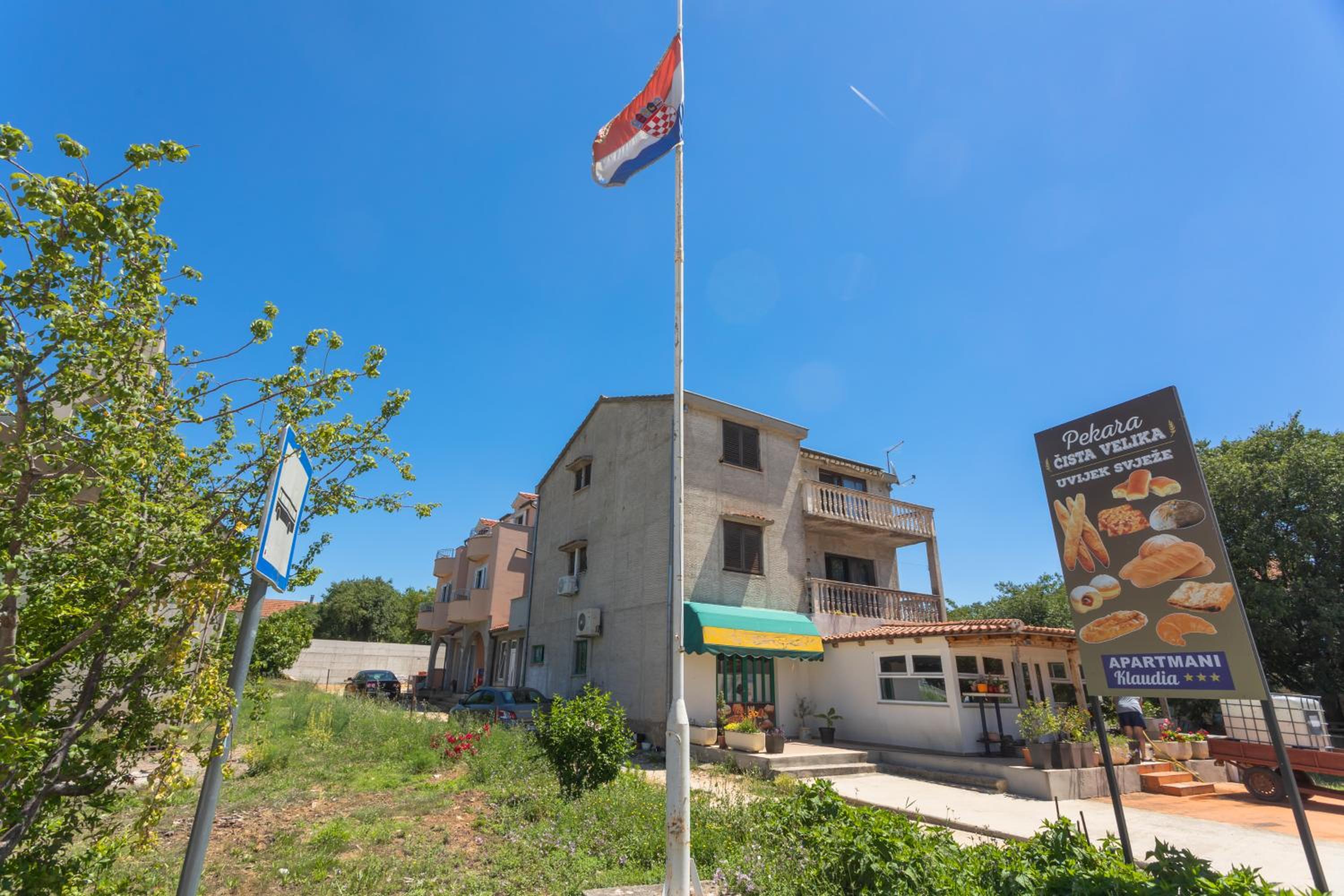 Apartments Klaudia Čista Velika