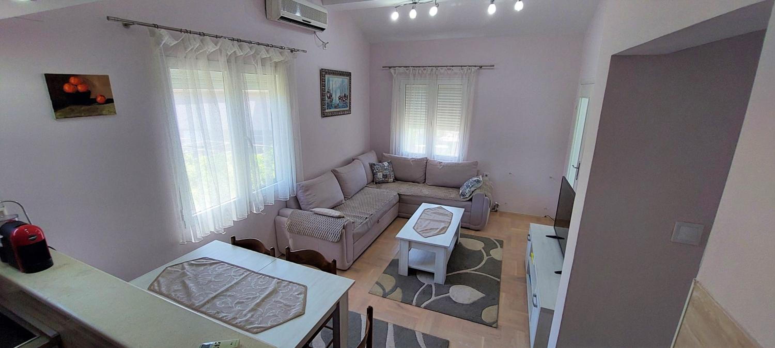 Apartment Diki